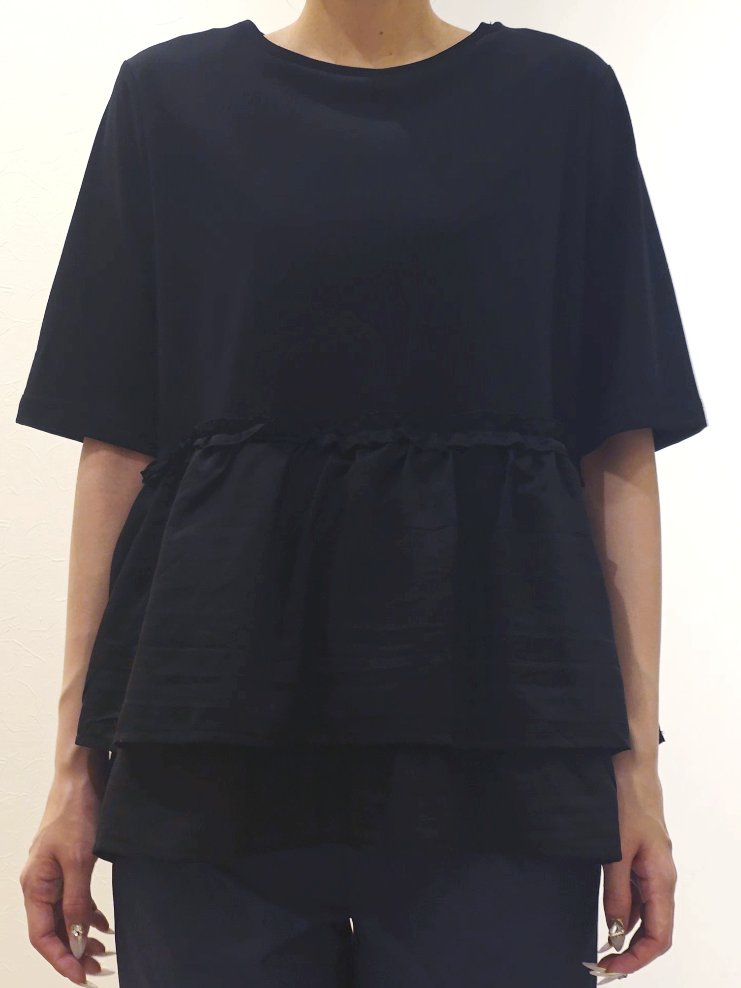 ケイさんの「grove｜【体型カバー】INせず決まる、ウエストシアーフリルTシャツ」を使ったコーディネート