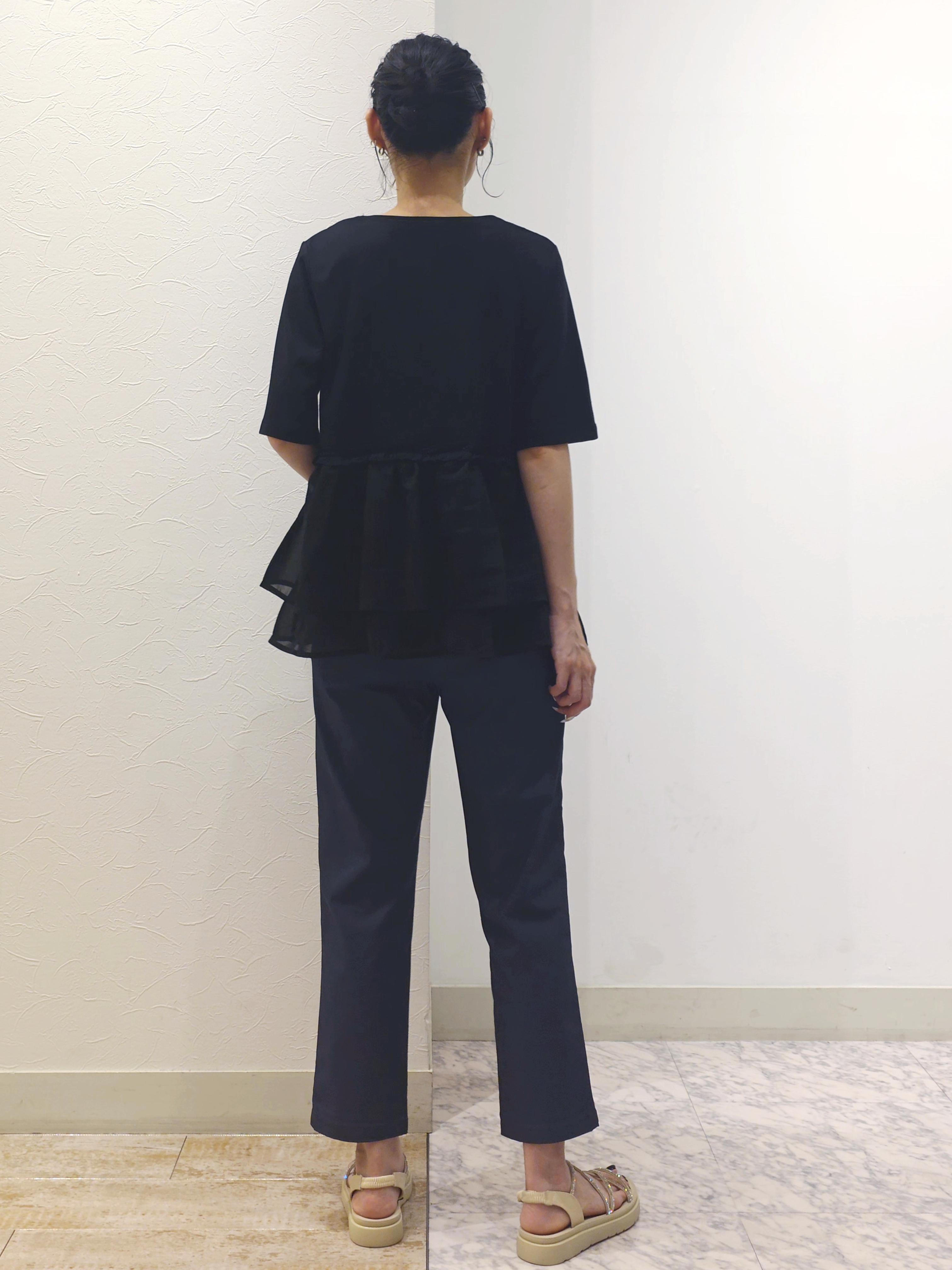 ケイさんの「grove｜【体型カバー】INせず決まる、ウエストシアーフリルTシャツ」を使ったコーディネート