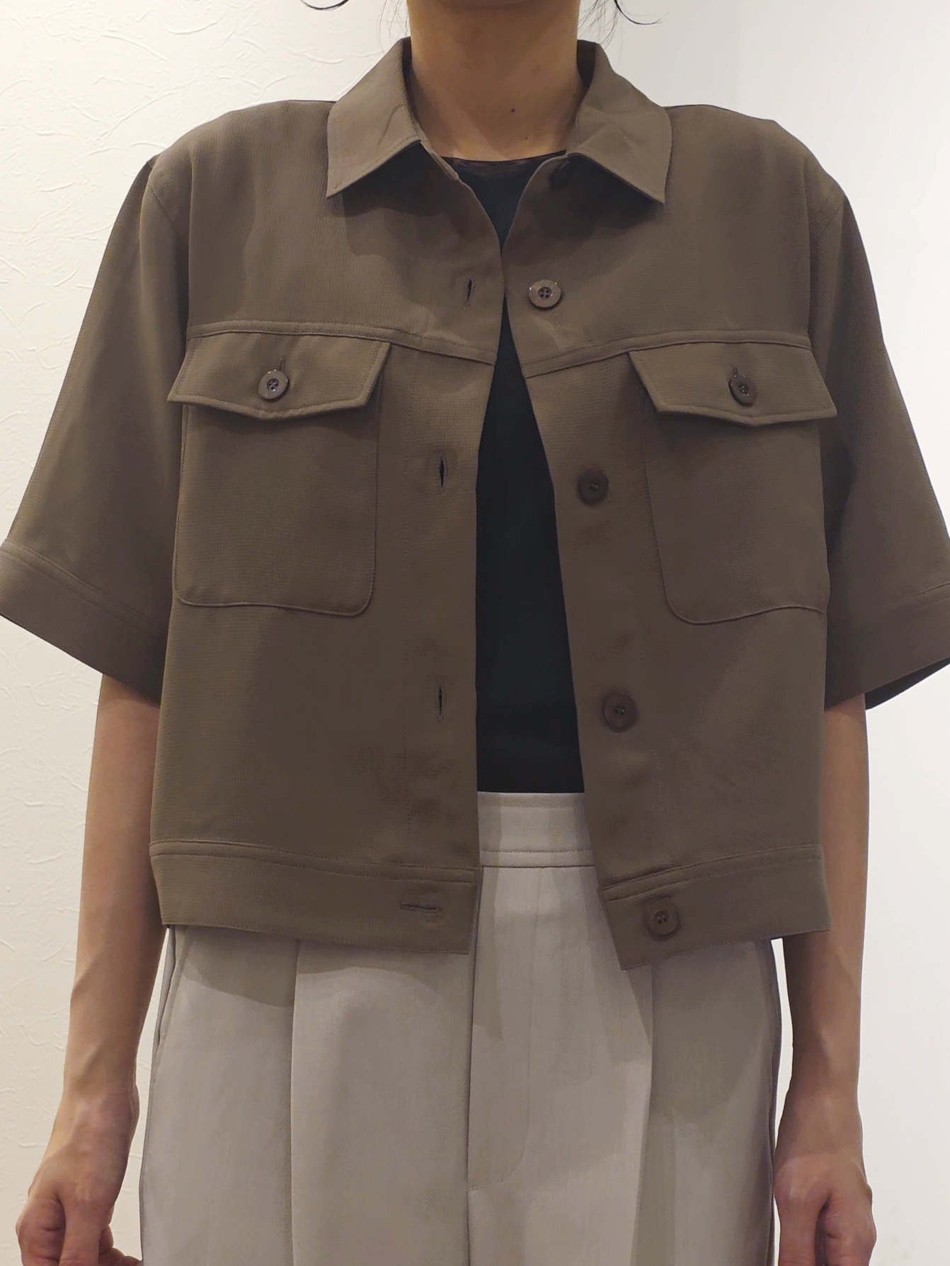 ケイさんの「grove｜【吸水速乾・通気性・洗える】衿付きハーフジャケット」を使ったコーディネート
