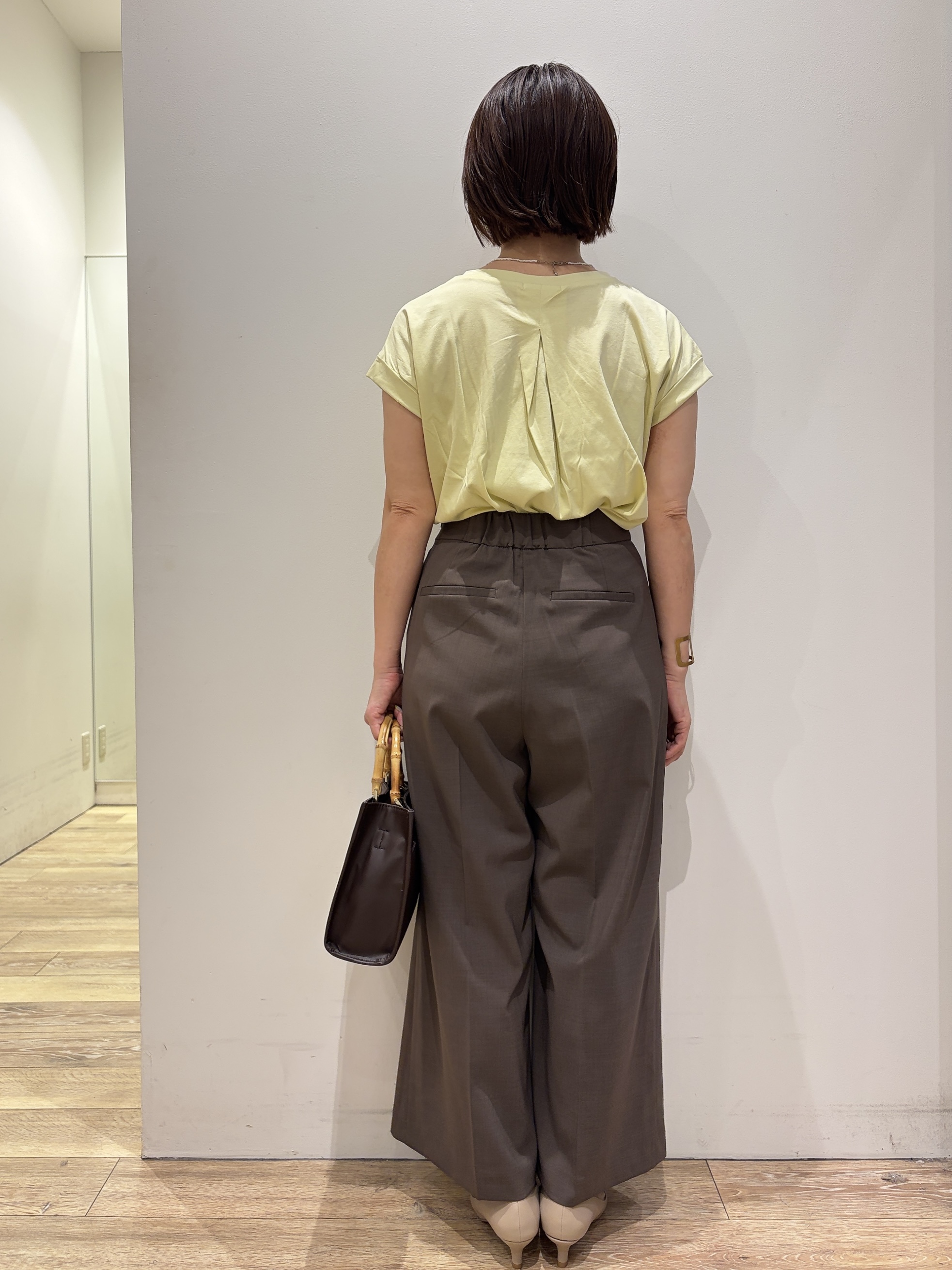 YUKOさんの「index｜【接触冷感／UV】ワンポイント刺繍Tシャツ《7col／XS~3L／洗濯機OK》」を使ったコーディネート