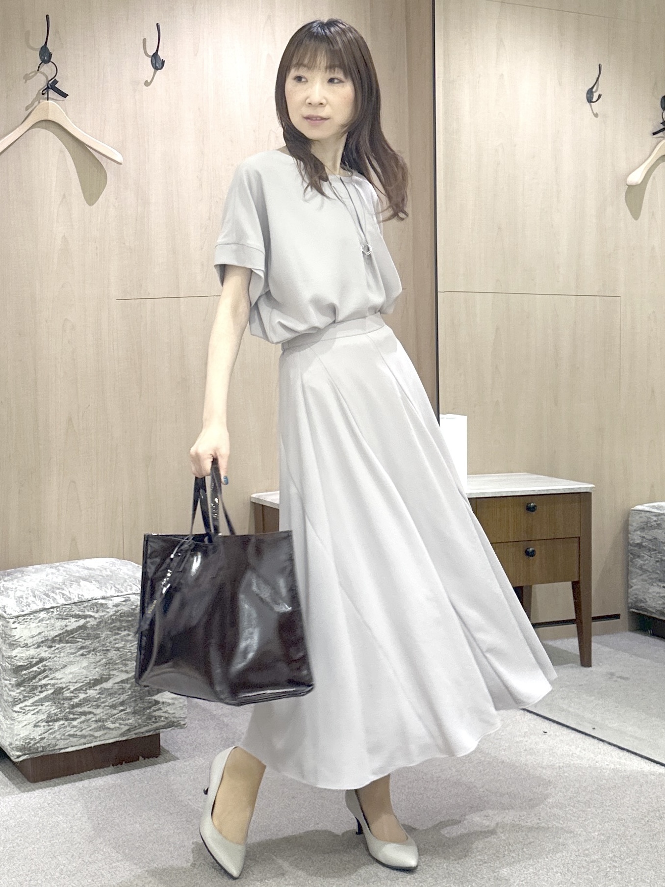 Miwaさんの「UNTITLED｜【セットアップ可/UVカット/前後2WAY】リラクシーフレンチスリーブブラウス」を使ったコーディネート