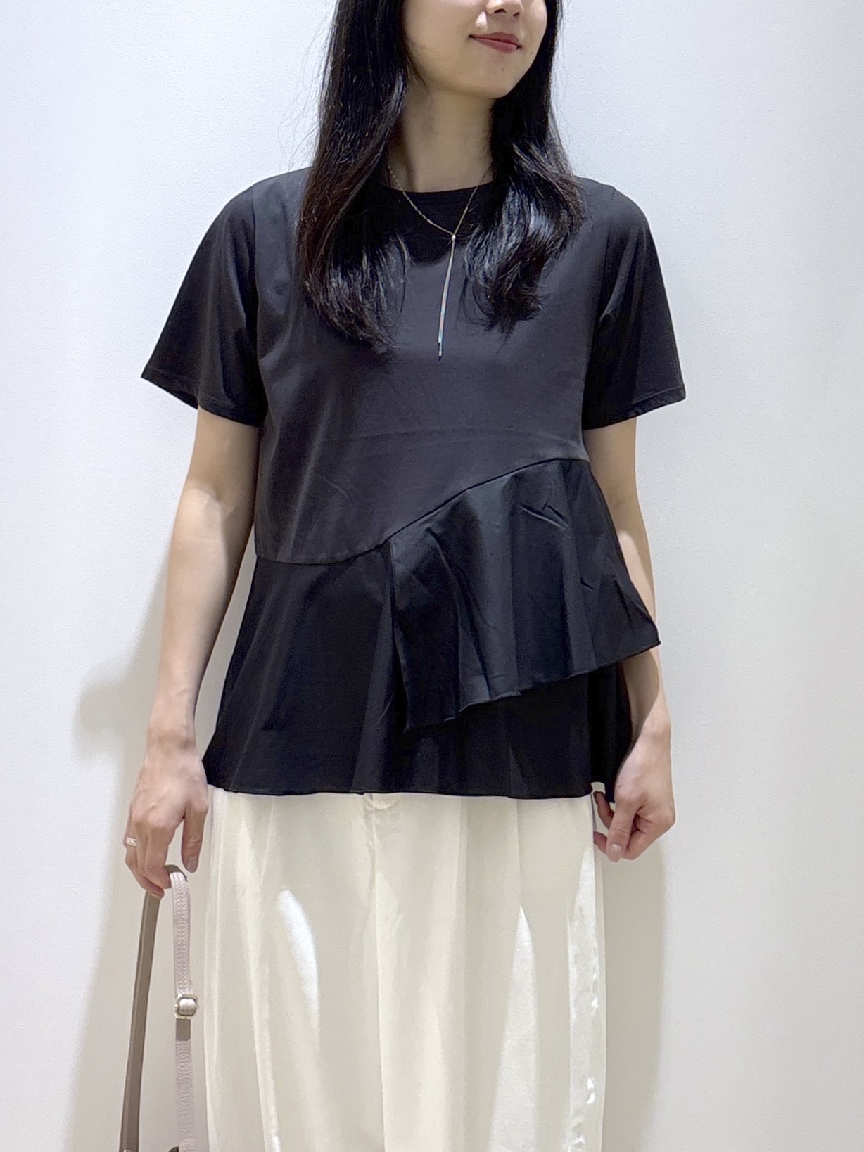 sachikoさんの「OPAQUE.CLIP｜ペプラムドッキングカットソー【洗濯機OK】」を使ったコーディネート