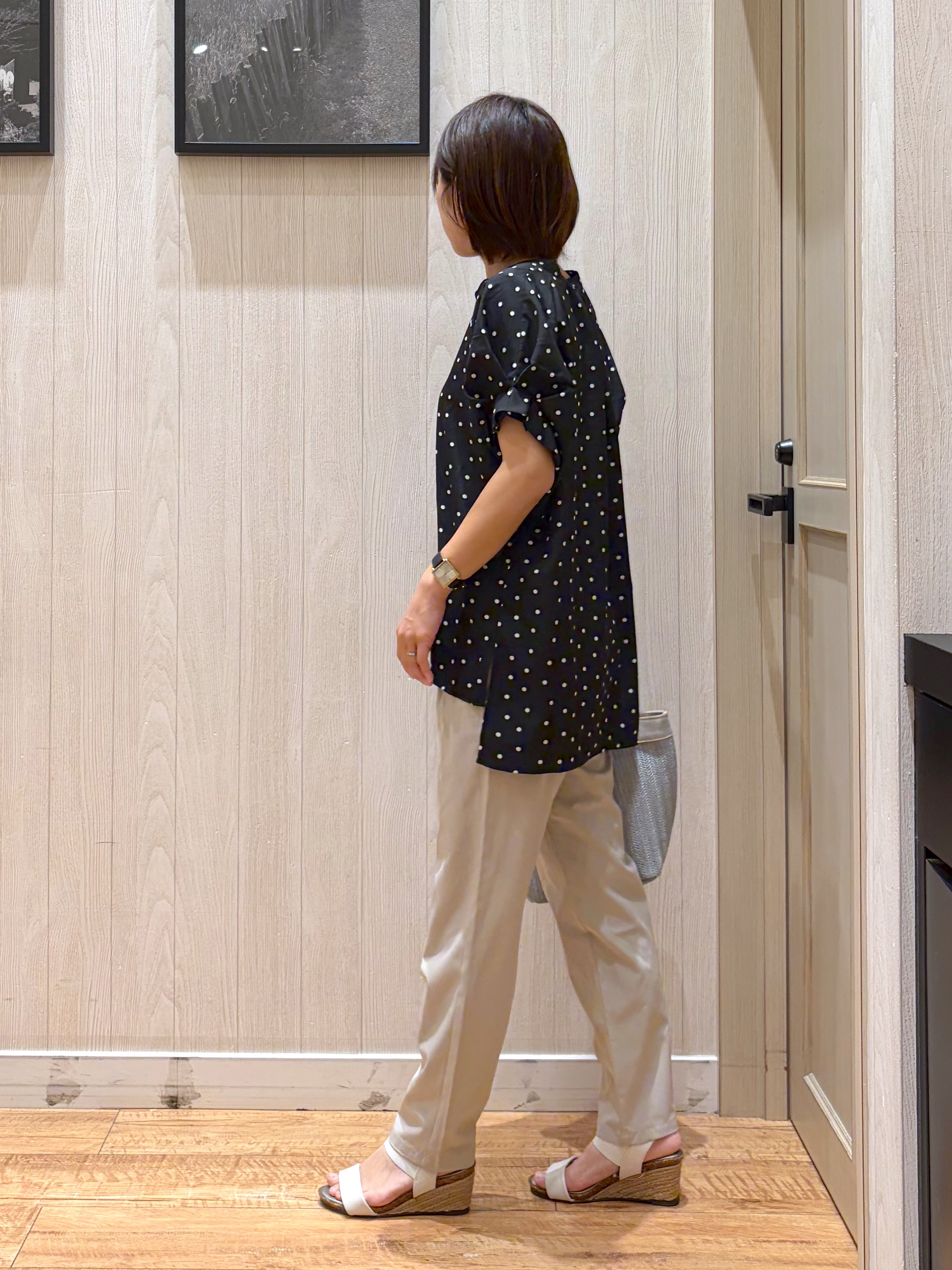 shirayuuuさんの「SHOO･LA･RUE｜【洗濯機可／洗濯後しわになりにくい】大人の甘さをプラスする ドット柄袖タックブラウス」を使ったコーディネート