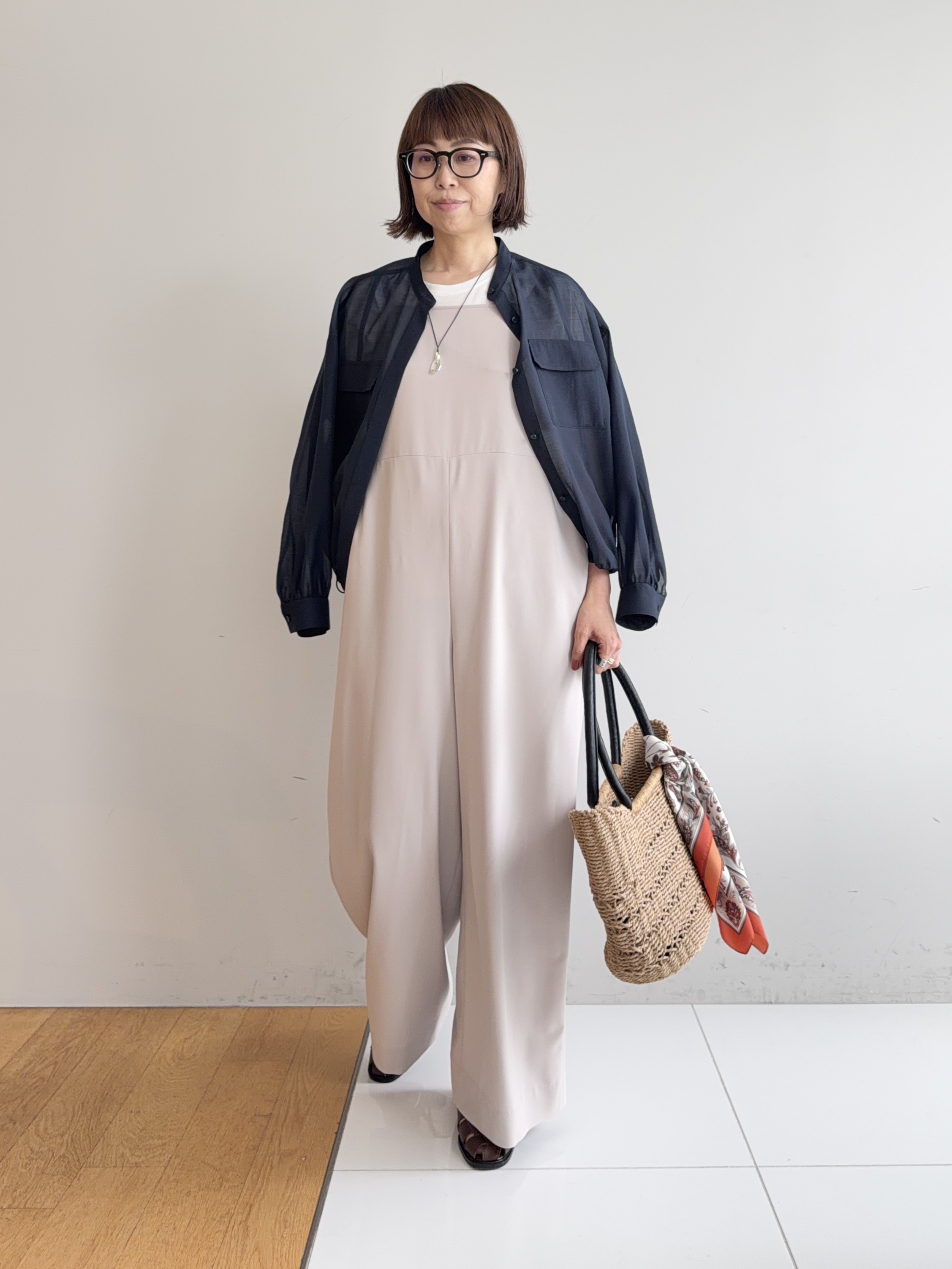 murayamaさんの「INDIVI｜【トレンド／2WAY】裾ドロスト付きシアーブラウスブルゾン」を使ったコーディネート