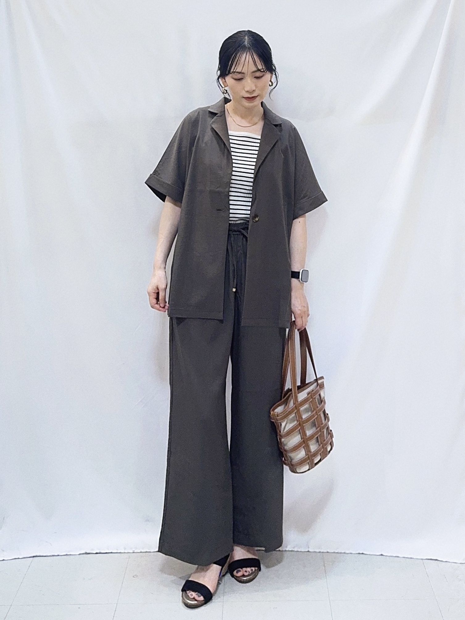 𝐇𝐢𝐫𝐨𝐦𝐢さんの「SHOO･LA･RUE｜【高レビュー/洗濯機可/セットアップ可】軽凛(かろりん) 半袖ジャケット」を使ったコーディネート