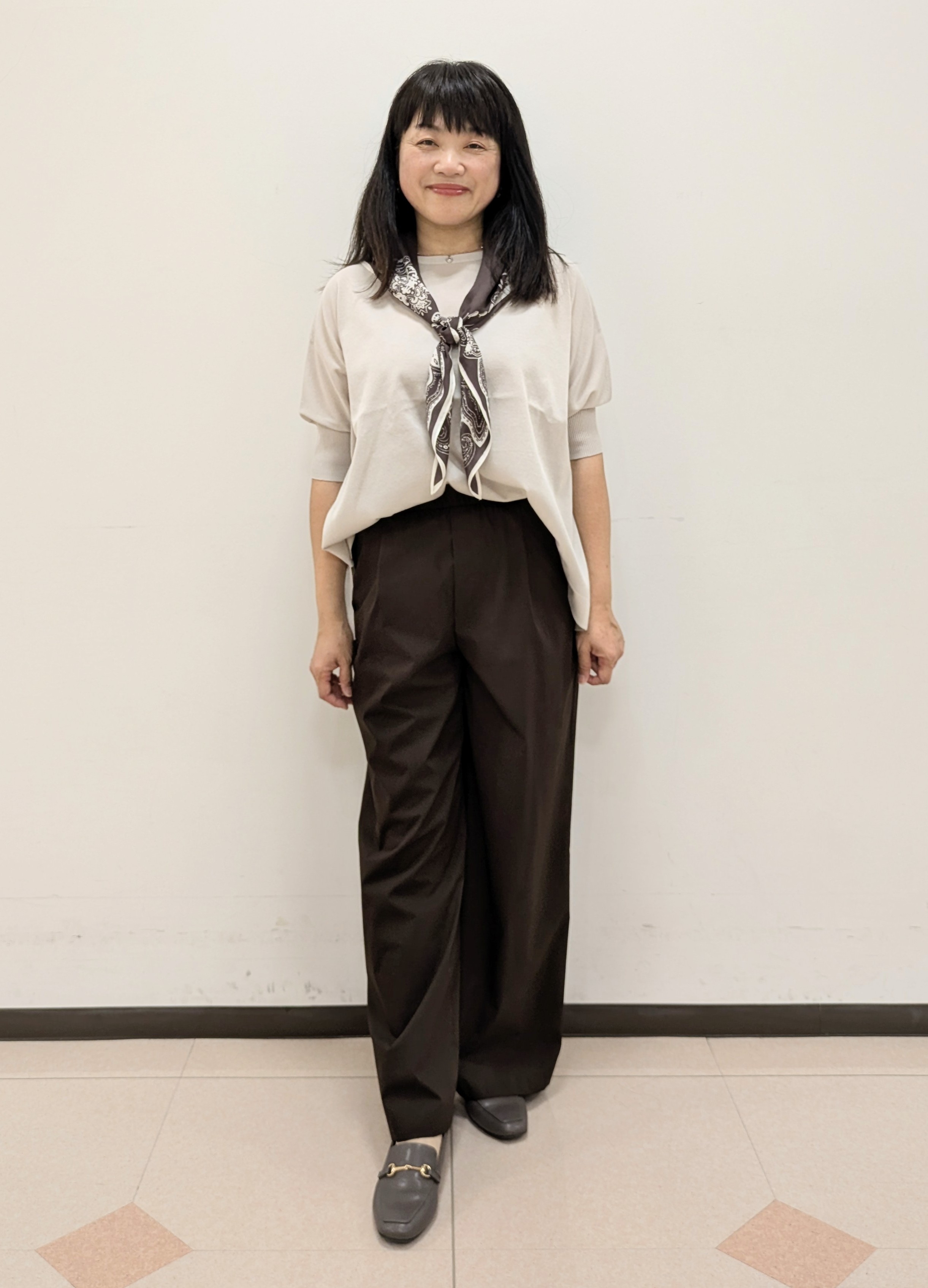 ともさんの「UNTITLED｜【アンサンブル可/洗える】シアーレーヨンニット」を使ったコーディネート