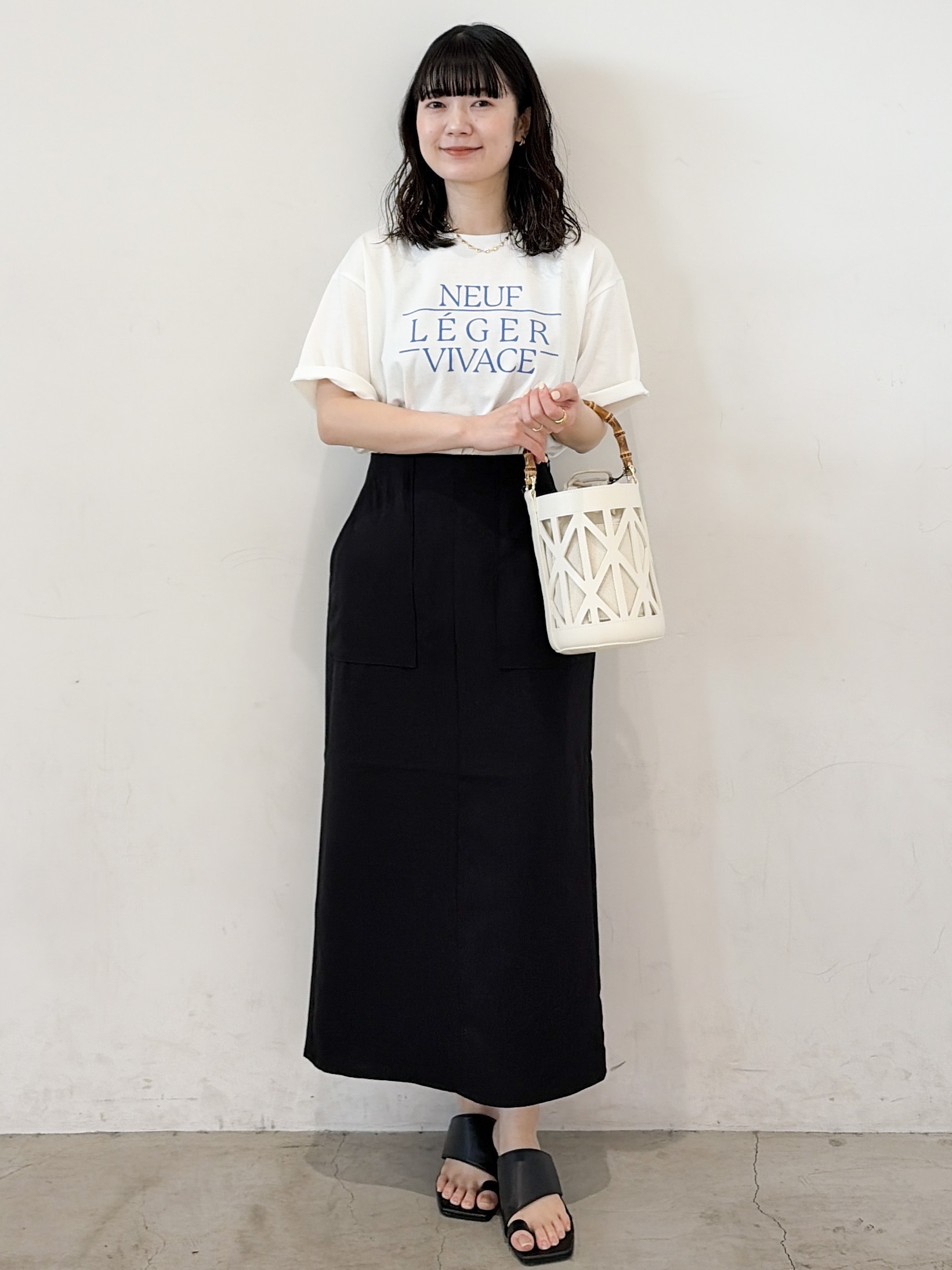 haruさんの「OPAQUE.CLIP｜ロゴプリントアソートTシャツ【洗濯機OK】」を使ったコーディネート