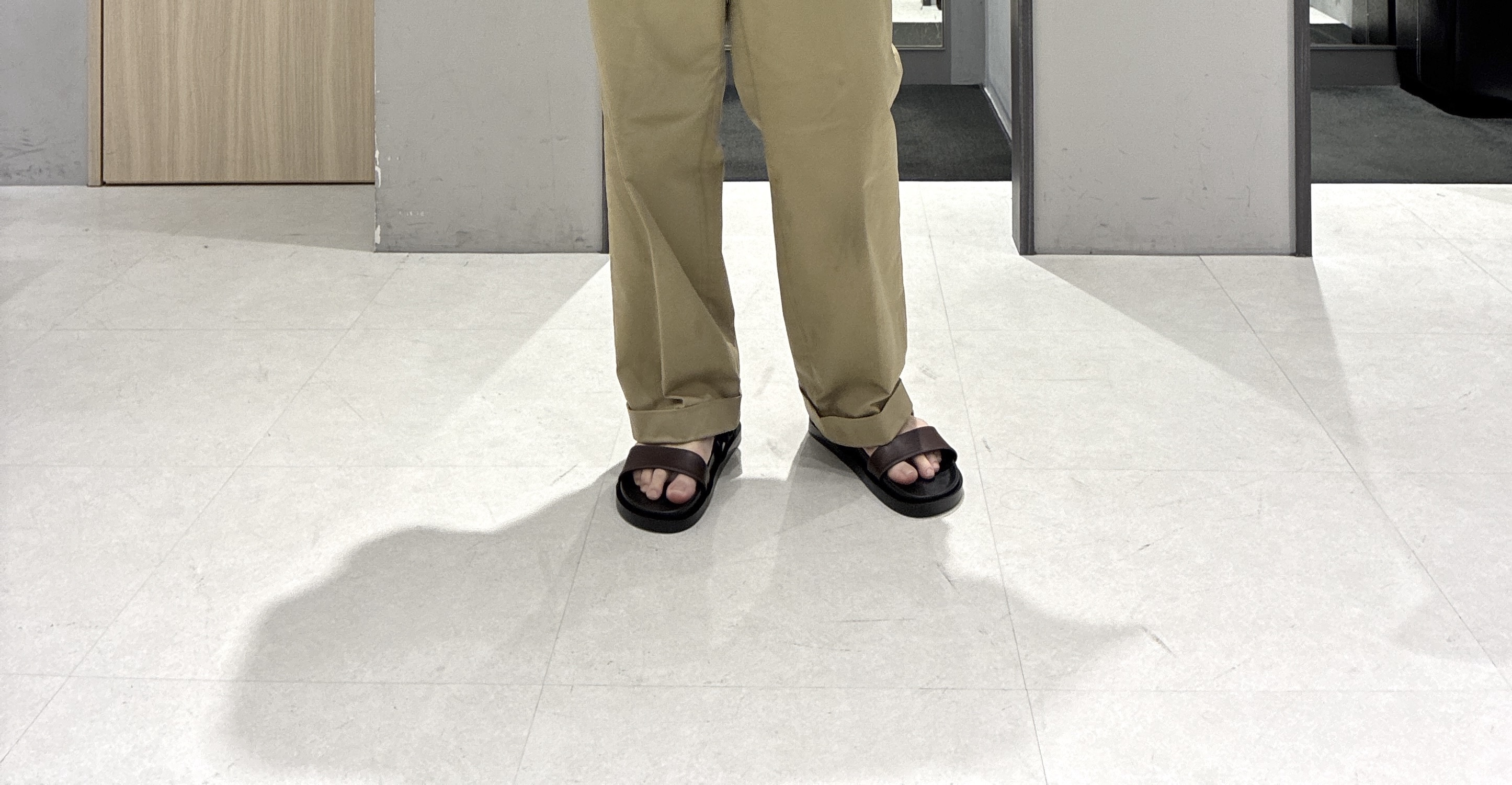 わいずみさんの「TAKEO KIKUCHI｜【吸汗速乾】タイル柄プリント 半袖シャツ」を使ったコーディネート