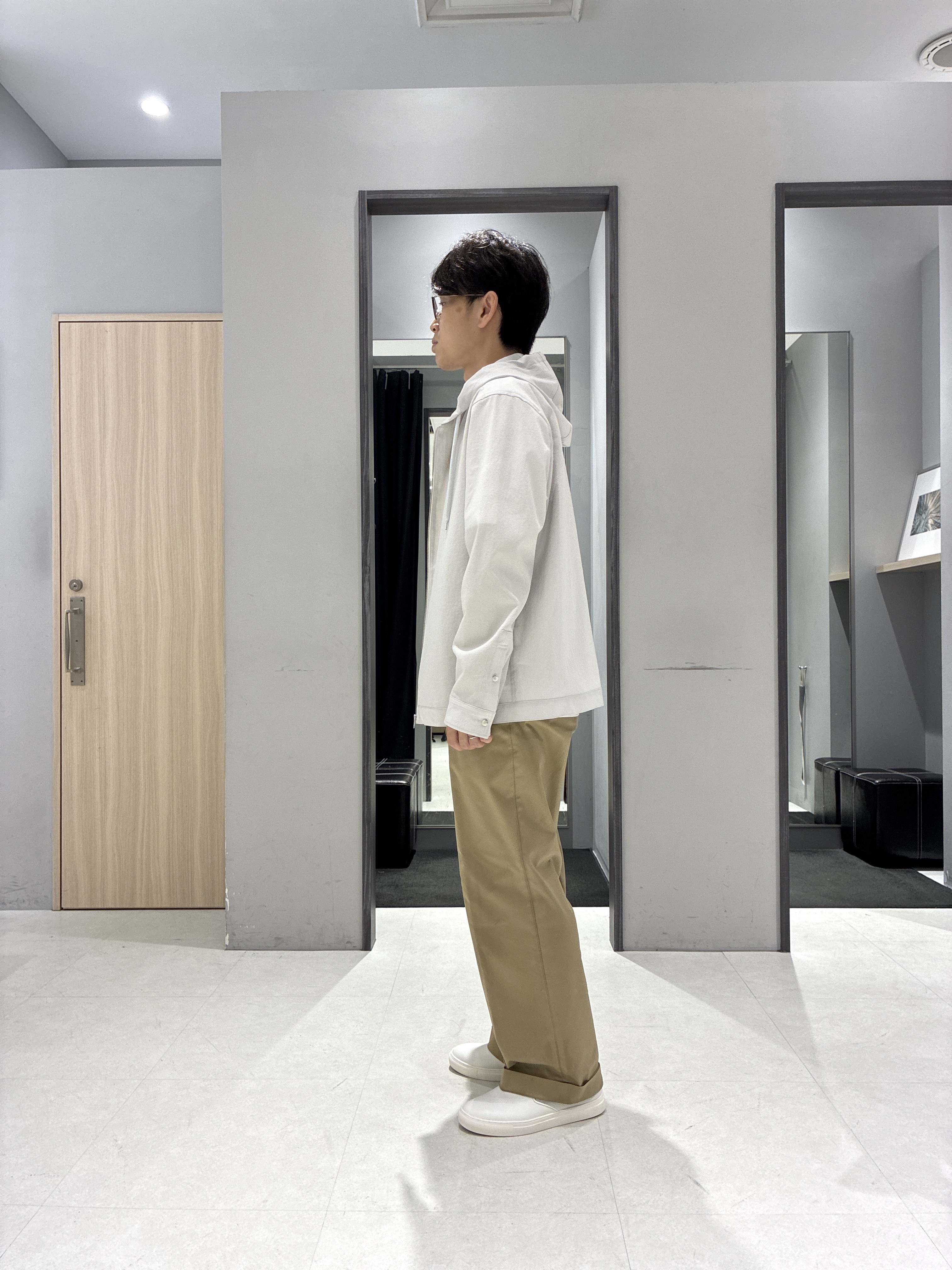 わいずみさんの「TAKEO KIKUCHI｜【撥水・洗える・シワになりにくい】 リランチェ（R） フードブルゾン」を使ったコーディネート
