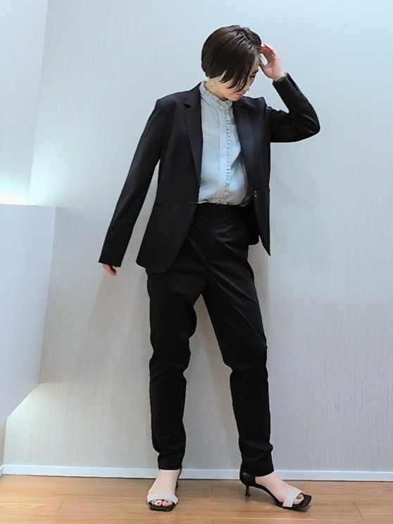 ミズタさんの「UNTITLED｜【UV/接触冷感/スーツ】ジャージテーラードジャケット」を使ったコーディネート