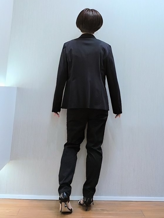 ミズタさんの「UNTITLED｜【UV/接触冷感/スーツ】ジャージテーラードジャケット」を使ったコーディネート