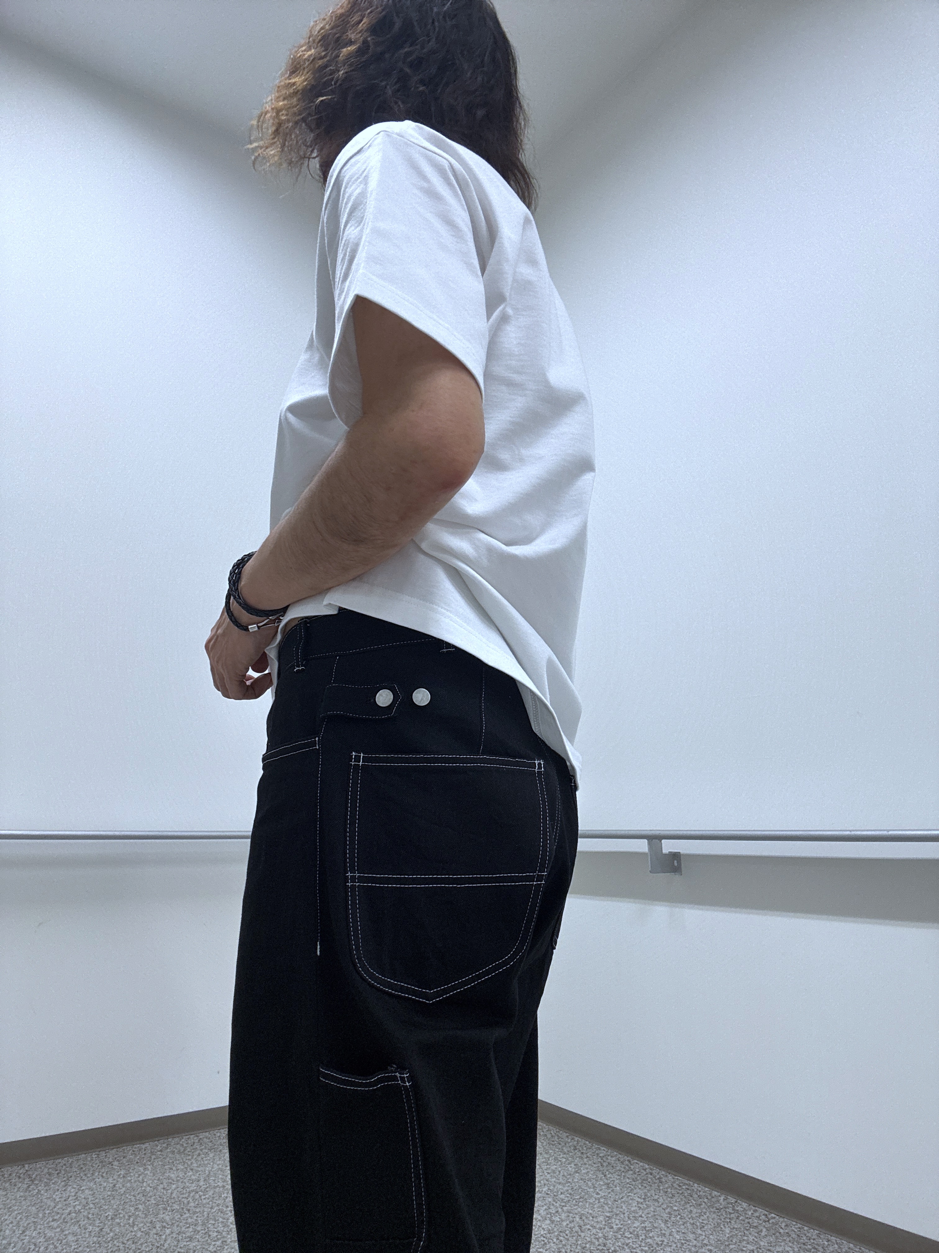 おーのさんの「TAKEO KIKUCHI｜リップル小花シャツ」を使ったコーディネート