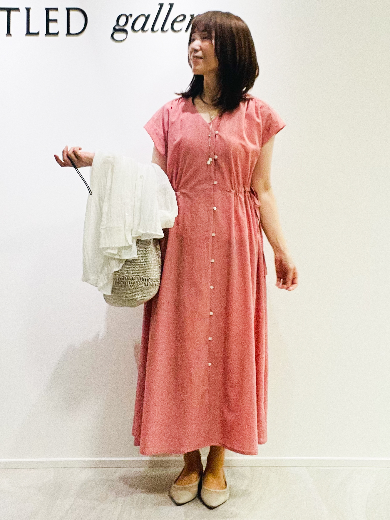 めいさんの「UNTITLED｜【マシンウォッシャブル】フロントボタンワンピース」を使ったコーディネート