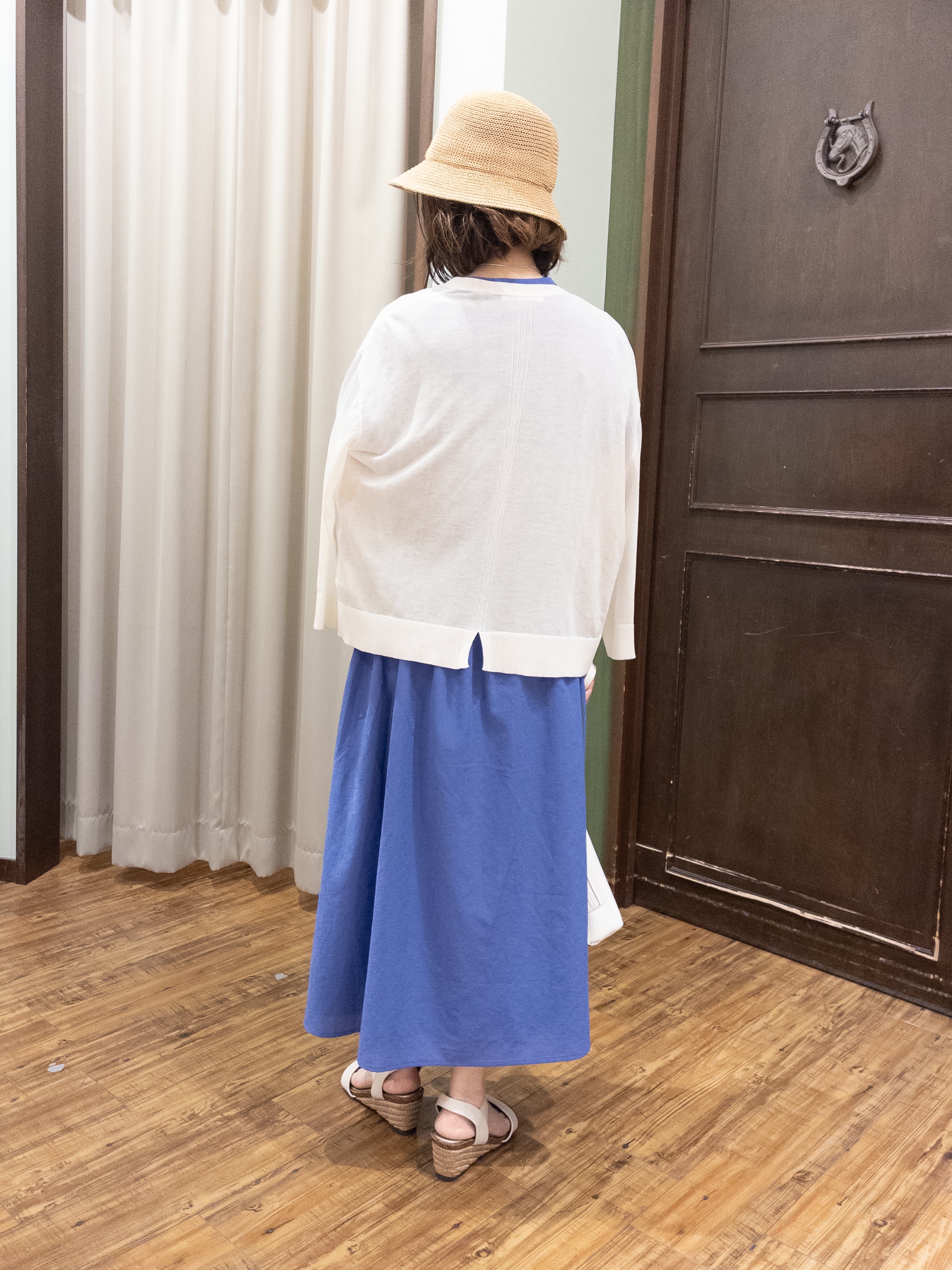 yukaさんの「SHOO･LA･RUE｜【洗濯機可/S-LL】オンにもオフにも マルチに使えるボタンレスカーディガン」を使ったコーディネート
