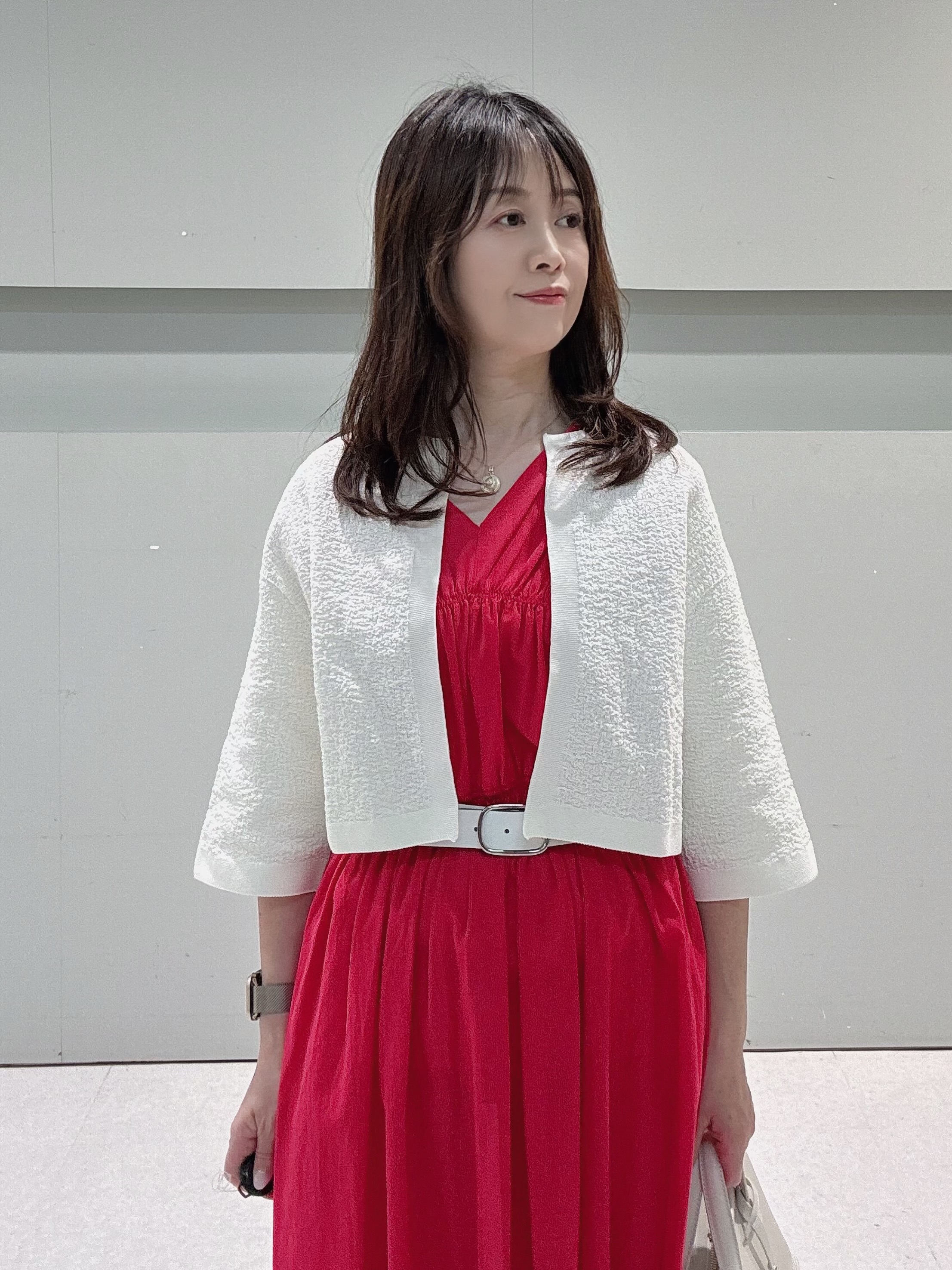 makiさんの「UNTITLED｜◆【ストレッチ性/洗える】短丈ニットカーディガン」を使ったコーディネート