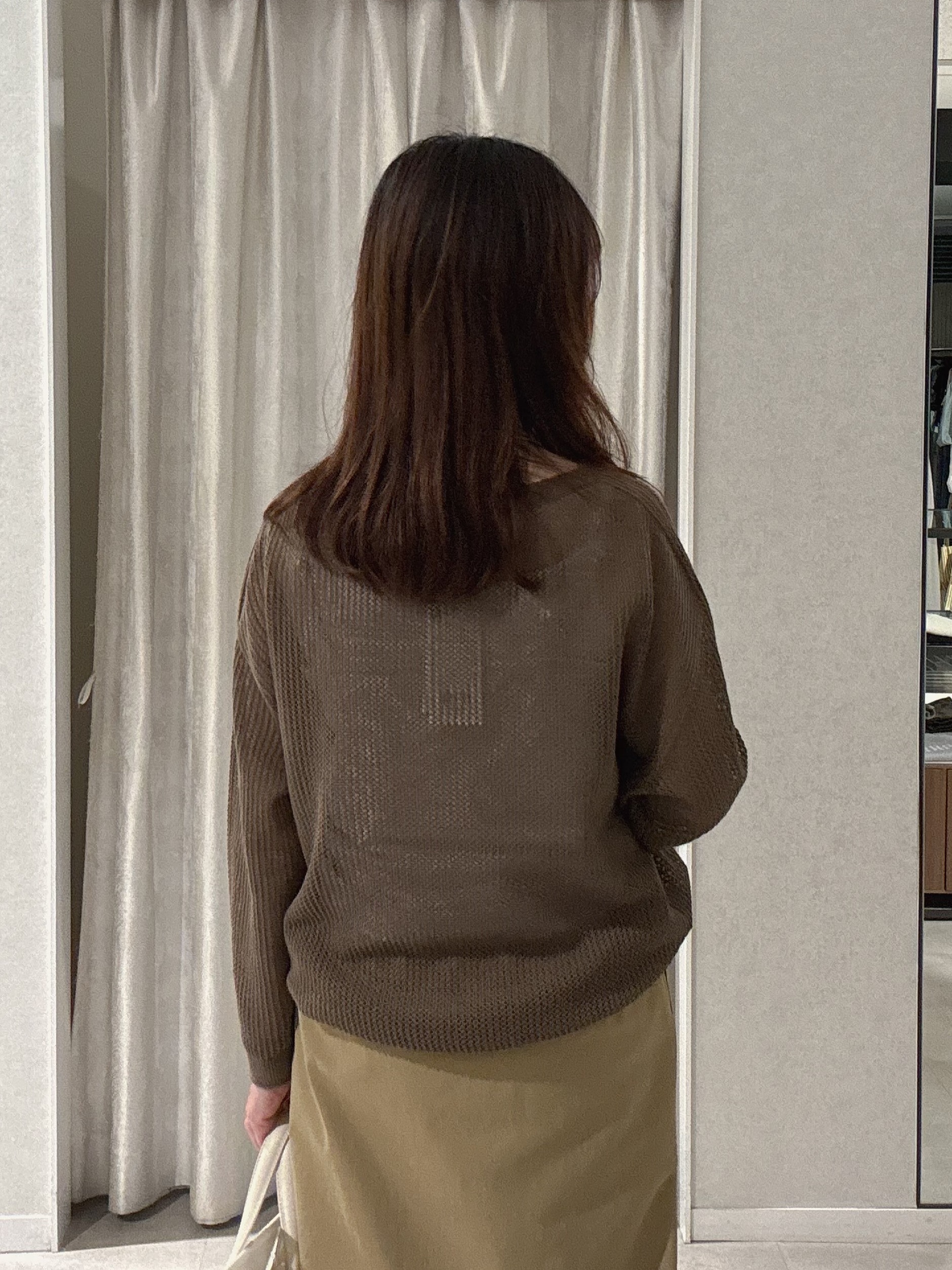 makiさんの「UNTITLED｜◆シアーメッシュニット」を使ったコーディネート