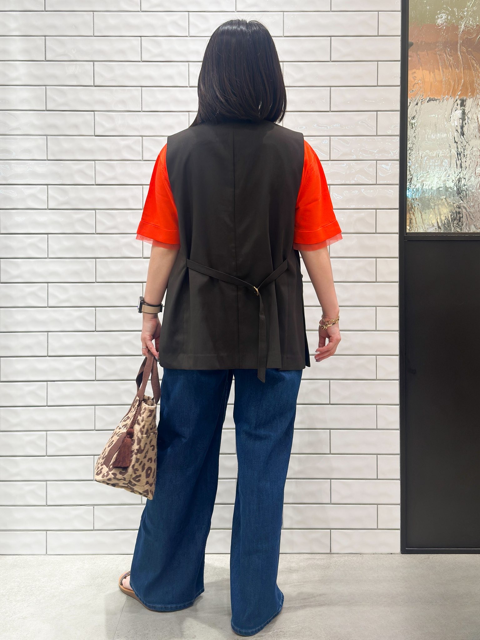 Minさんの「OPAQUE.CLIP｜リネンライク Vネックジレ【洗濯機OK】」を使ったコーディネート
