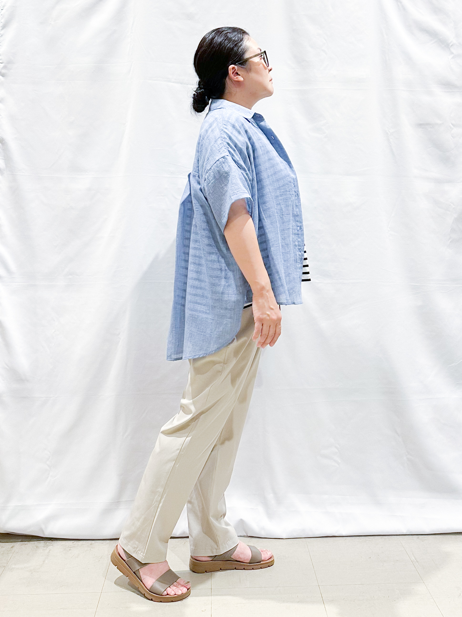umeさんの「SHOO･LA･RUE｜ヒップがすっぽり隠れる やわらか5分袖シアーシャツ」を使ったコーディネート