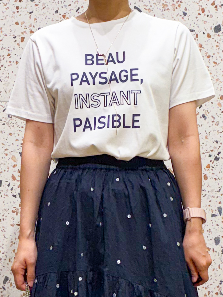 さくらさんの「OPAQUE.CLIP｜ロゴプリント刺繍アソートTシャツ【洗濯機OK】」を使ったコーディネート