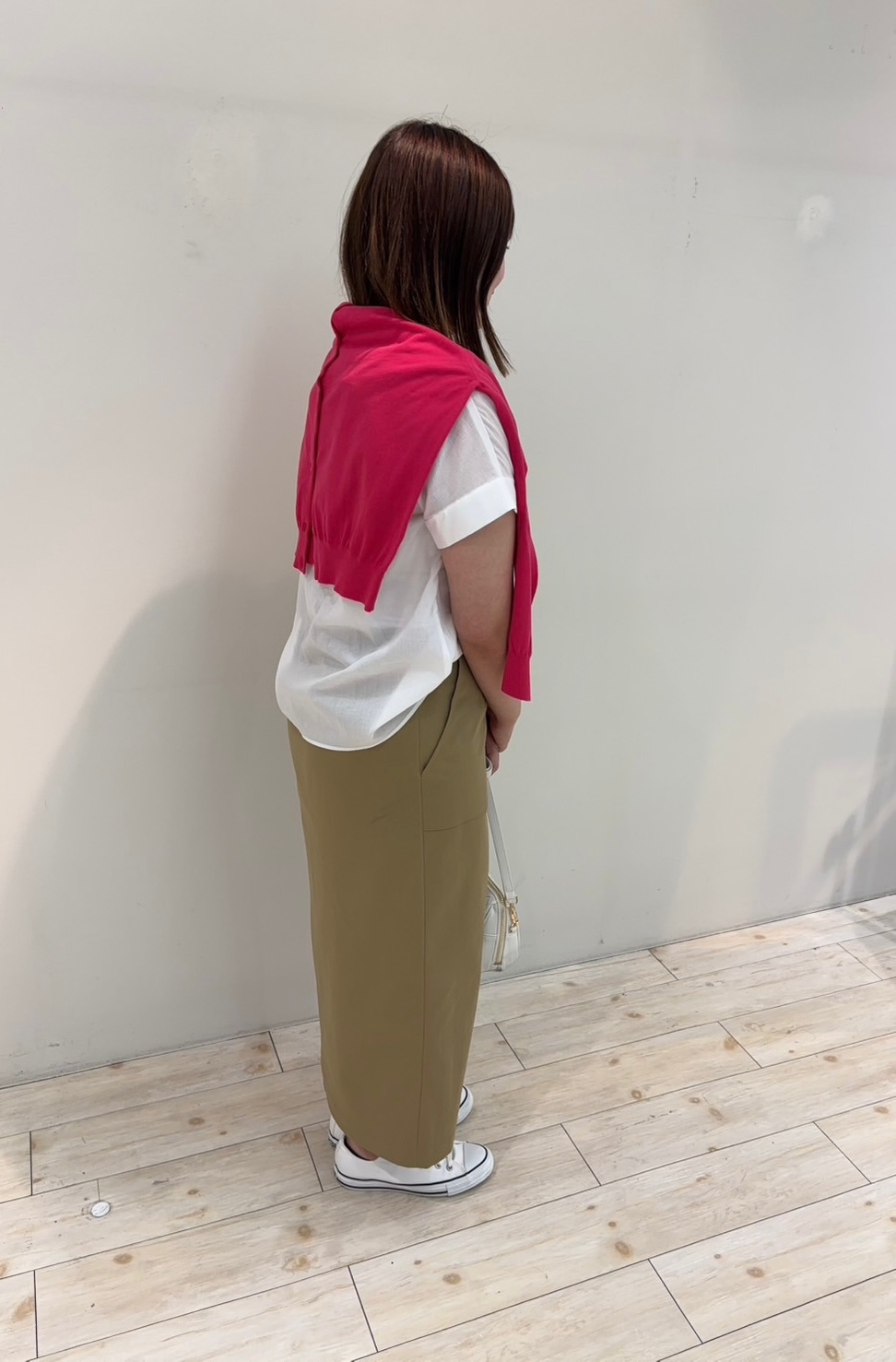 Mizuさんの「UNTITLED｜【清涼感/コットン100%】モダンクラフトブラウス」を使ったコーディネート