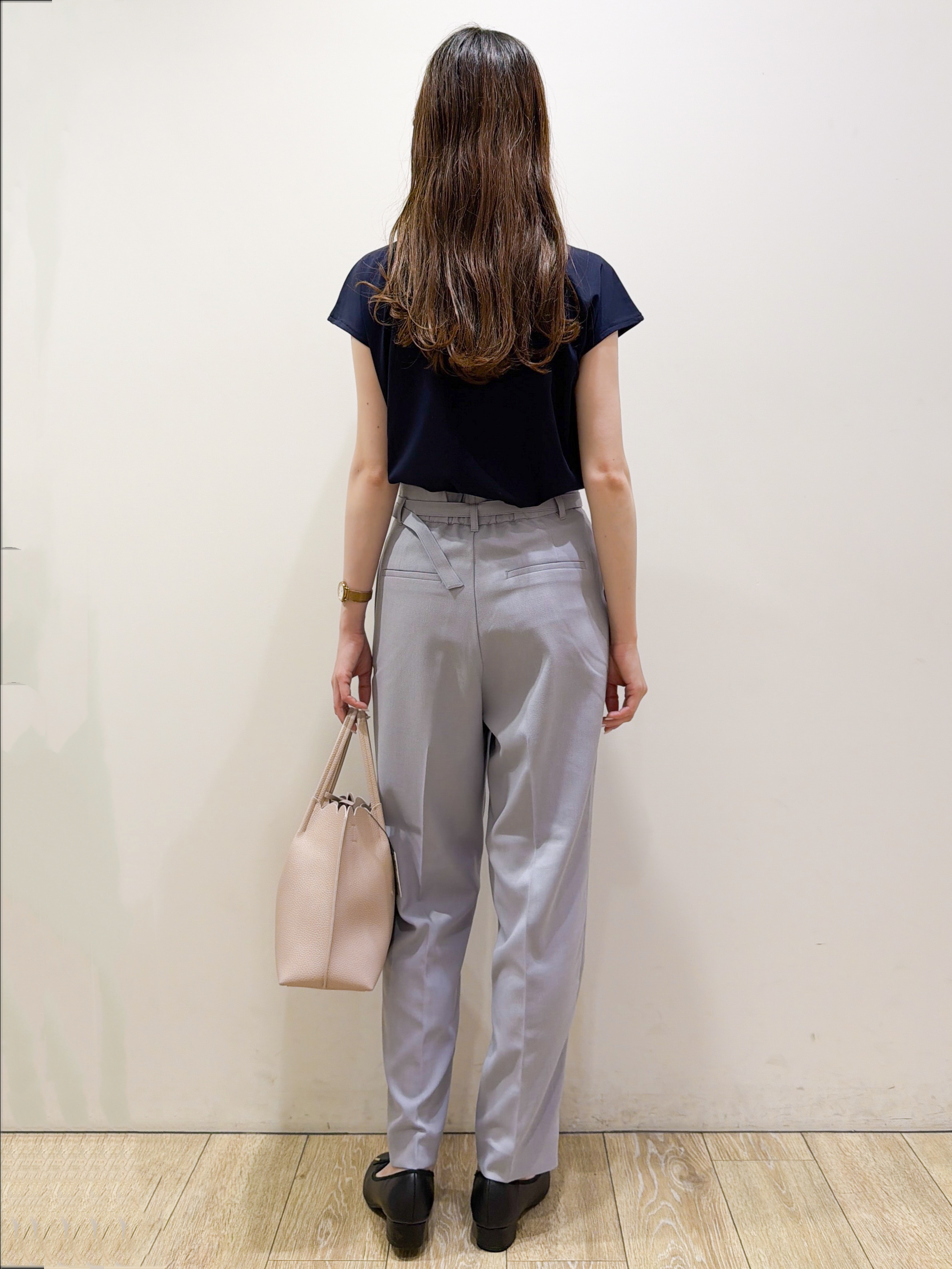 ayaさんの「index｜【接触冷感】ビジューキーネックフレンチトップス《UVケア／洗濯機OK／XS～3L／8col》」を使ったコーディネート
