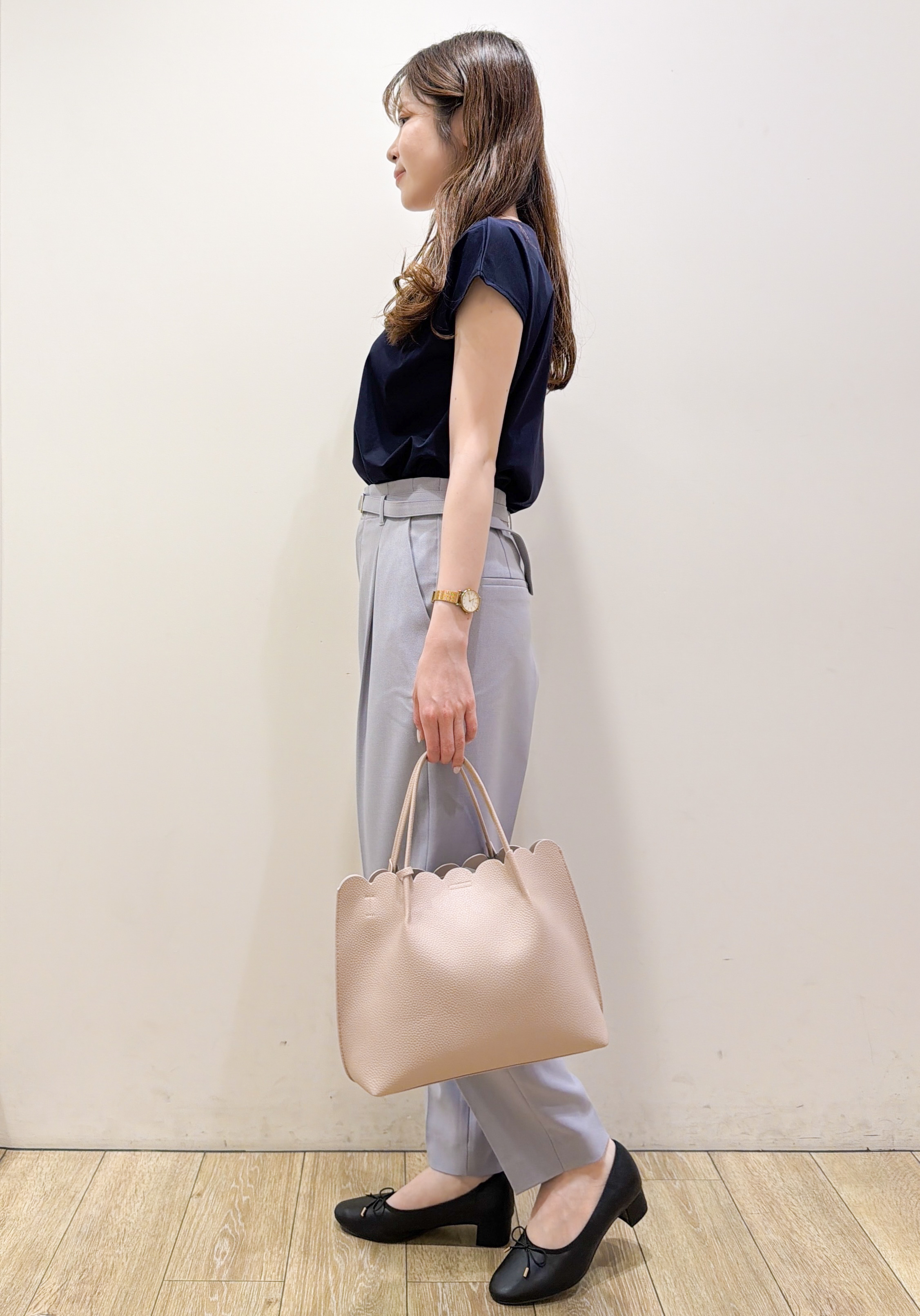ayaさんの「index｜【接触冷感】ビジューキーネックフレンチトップス《UVケア／洗濯機OK／XS～3L／8col》」を使ったコーディネート