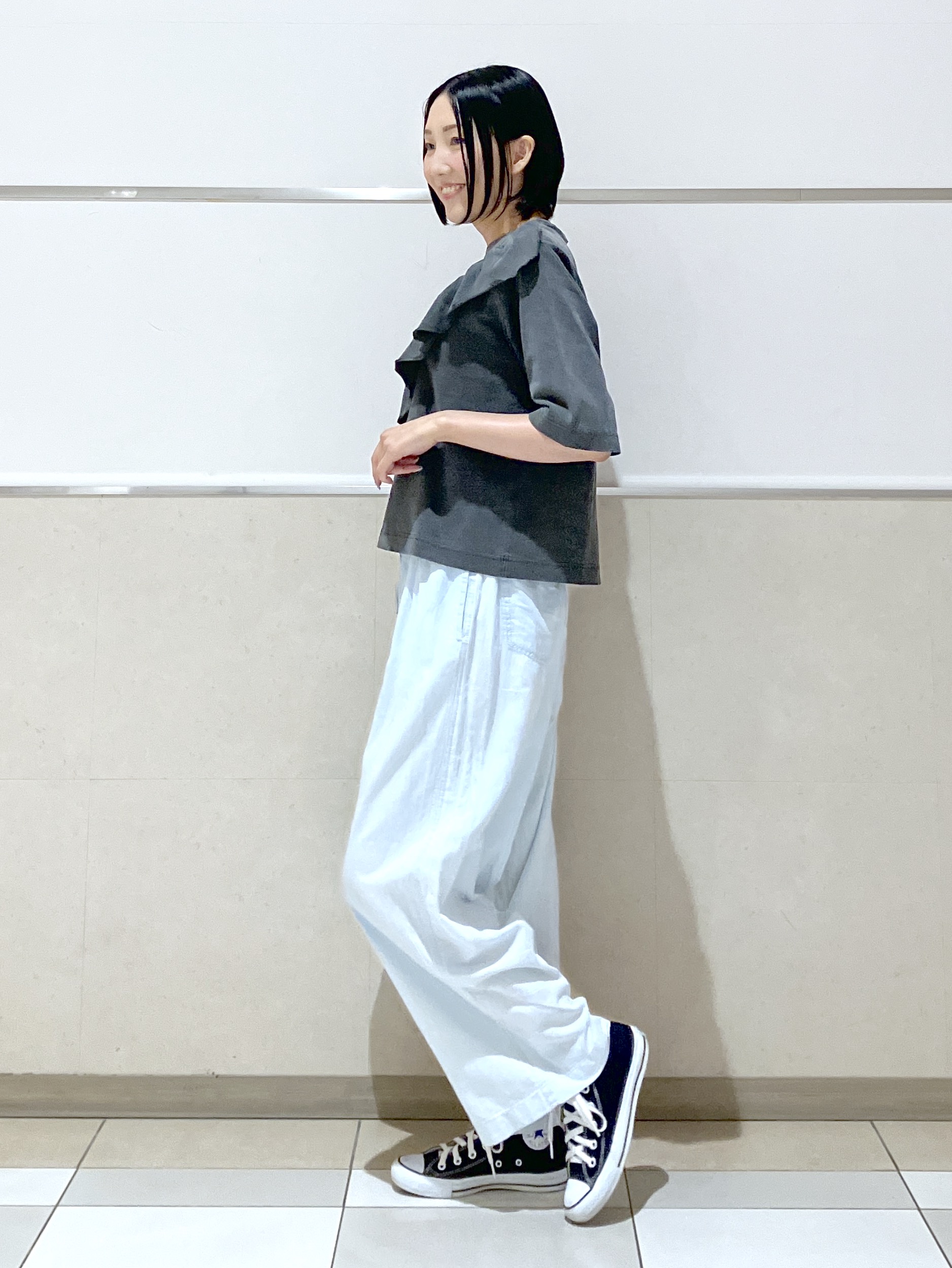 eriko さんの「Dessin｜アシメフリル ヴィンテージライクプルオーバー」を使ったコーディネート