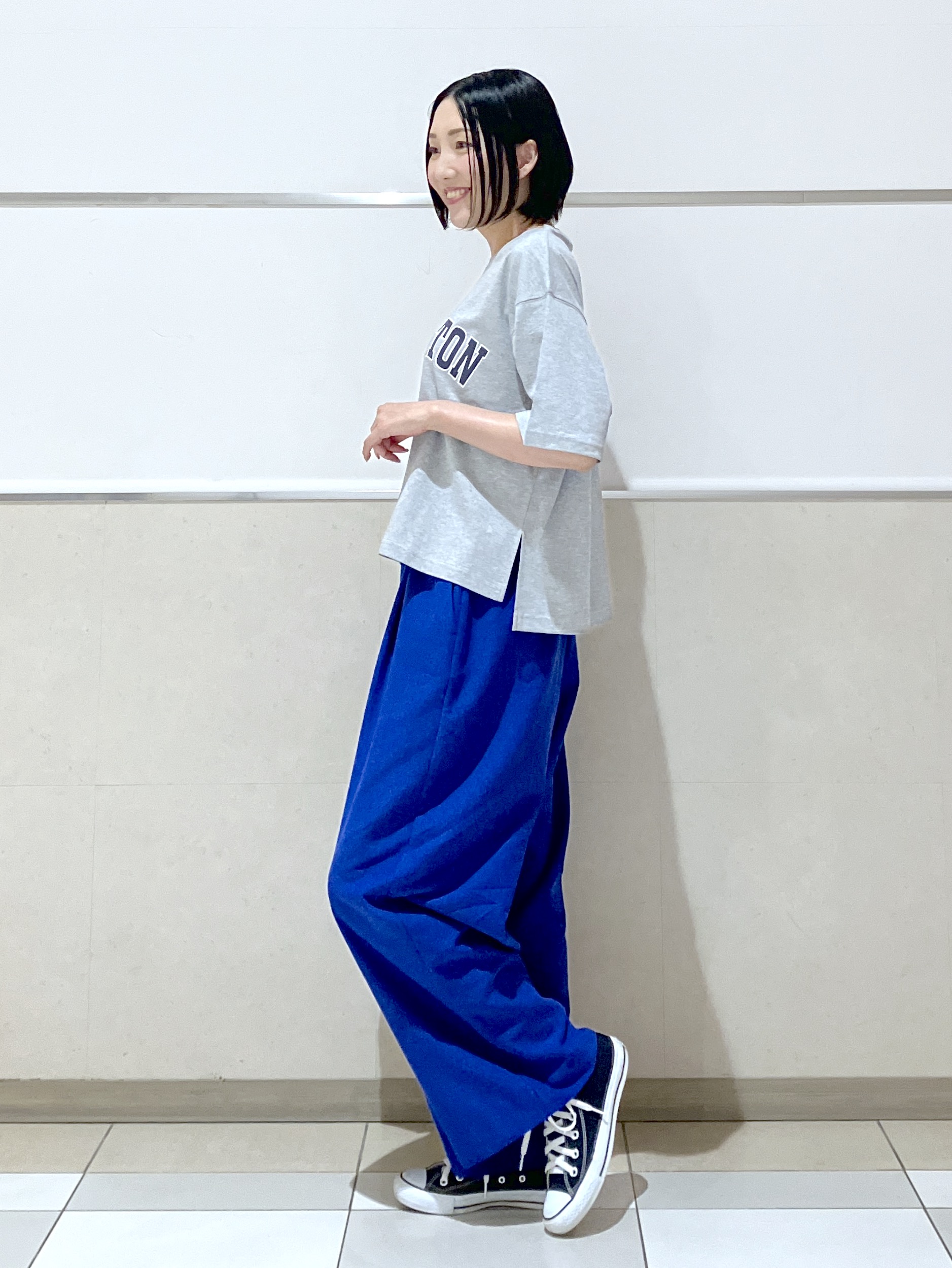 eriko さんの「Dessin｜【撥水加工】ロゴプリントTシャツ」を使ったコーディネート