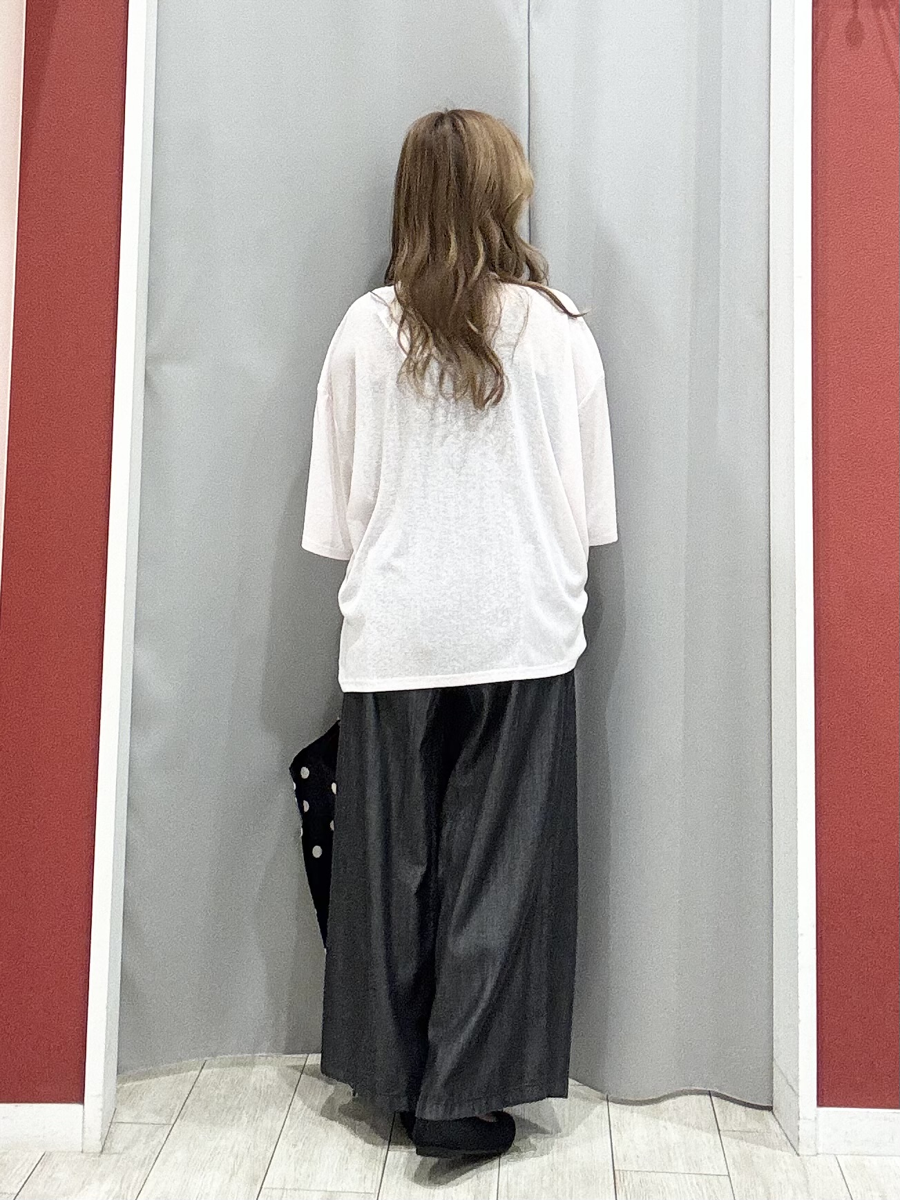 shioさんの「SHOO･LA･RUE｜【S-LL/洗濯機可/体型カバー】ゆるっとこなれる 大人のシアースラブTシャツ」を使ったコーディネート