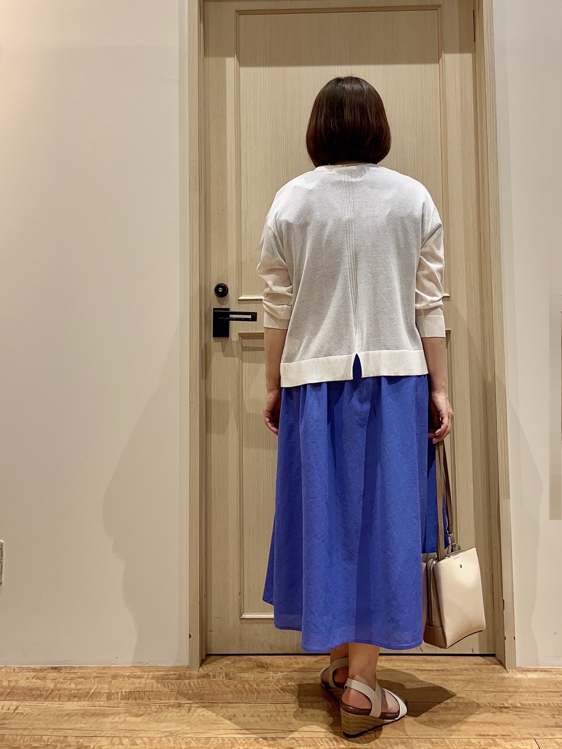 fukuiさんの「SHOO･LA･RUE｜【S-LL/UV/吸水速乾/洗濯機可】通気性〇 ギャザーリボンワンピース」を使ったコーディネート