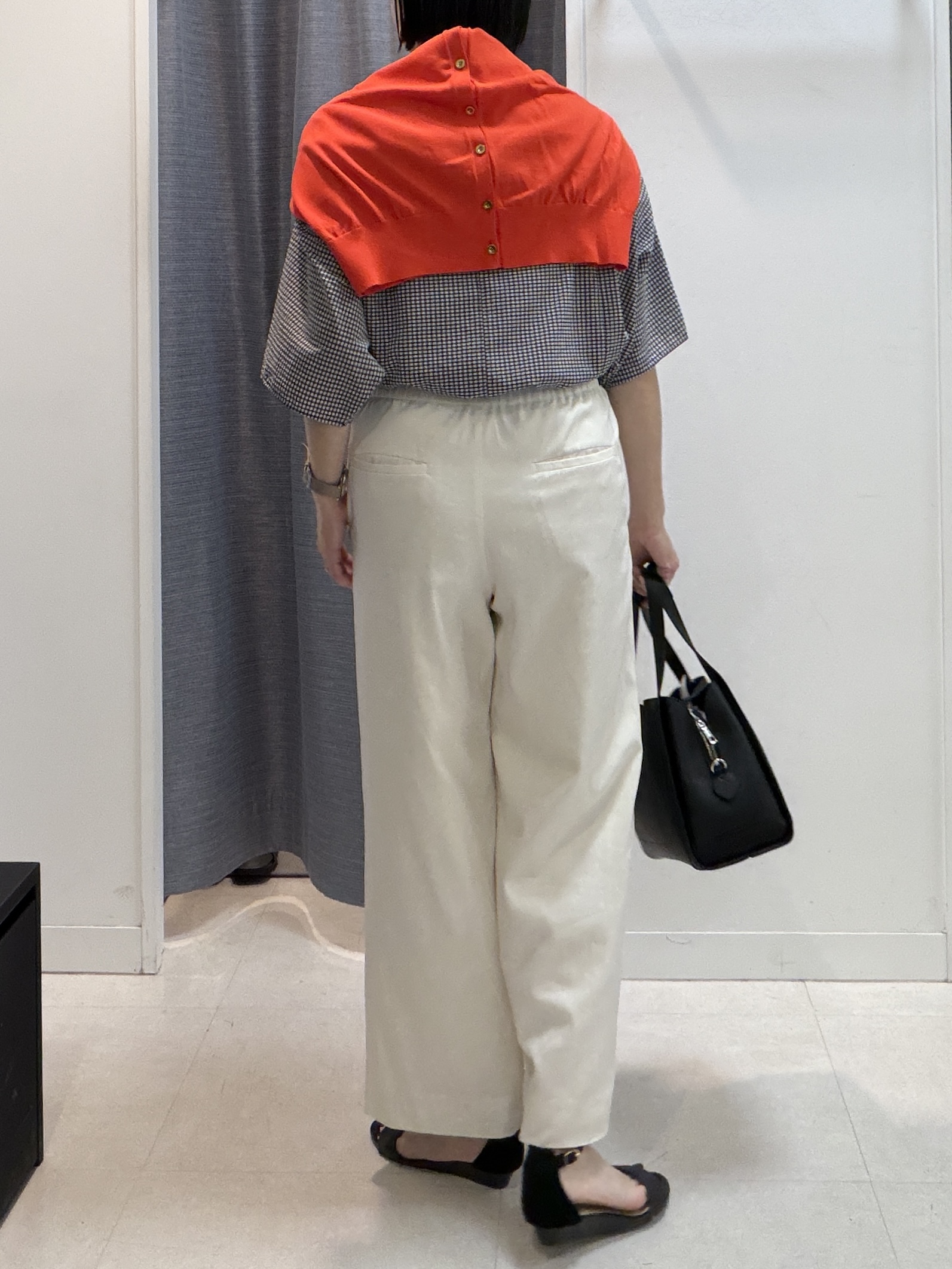 shihoさんの「INDIVI｜【体型カバー】サッカーチェックドルマントップス」を使ったコーディネート