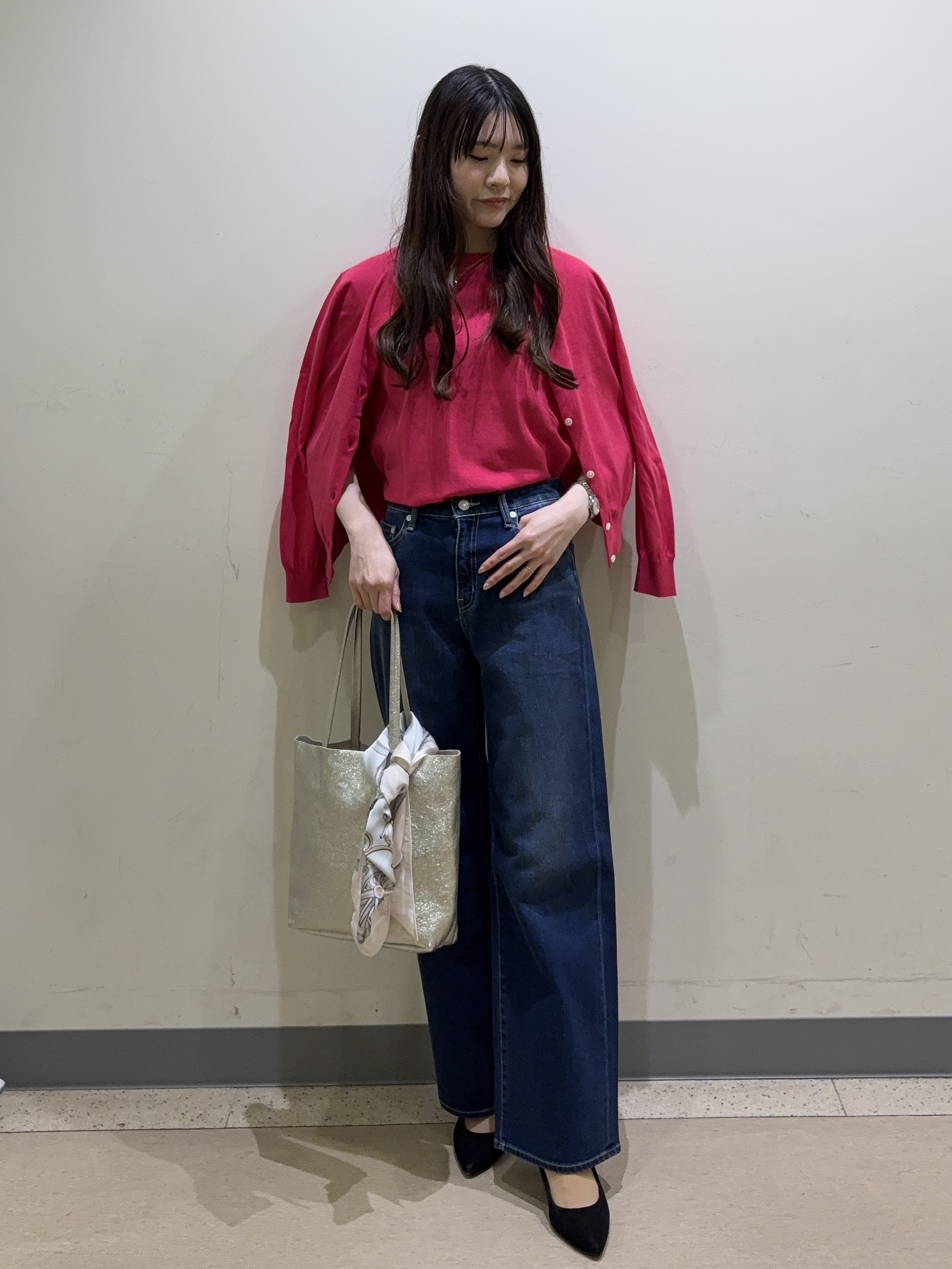 mayuさんの「UNTITLED｜◆【9色展開/アンサンブル可】コットンクルーネックカーディガン」を使ったコーディネート