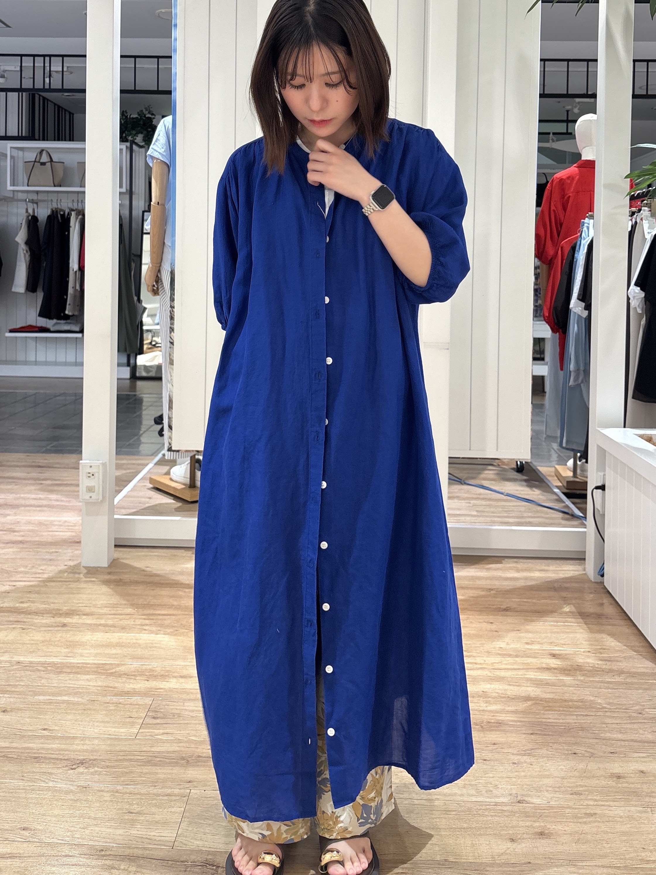 hinakoさんの「Dessin｜【洗える】リネン混シャツワンピース」を使ったコーディネート