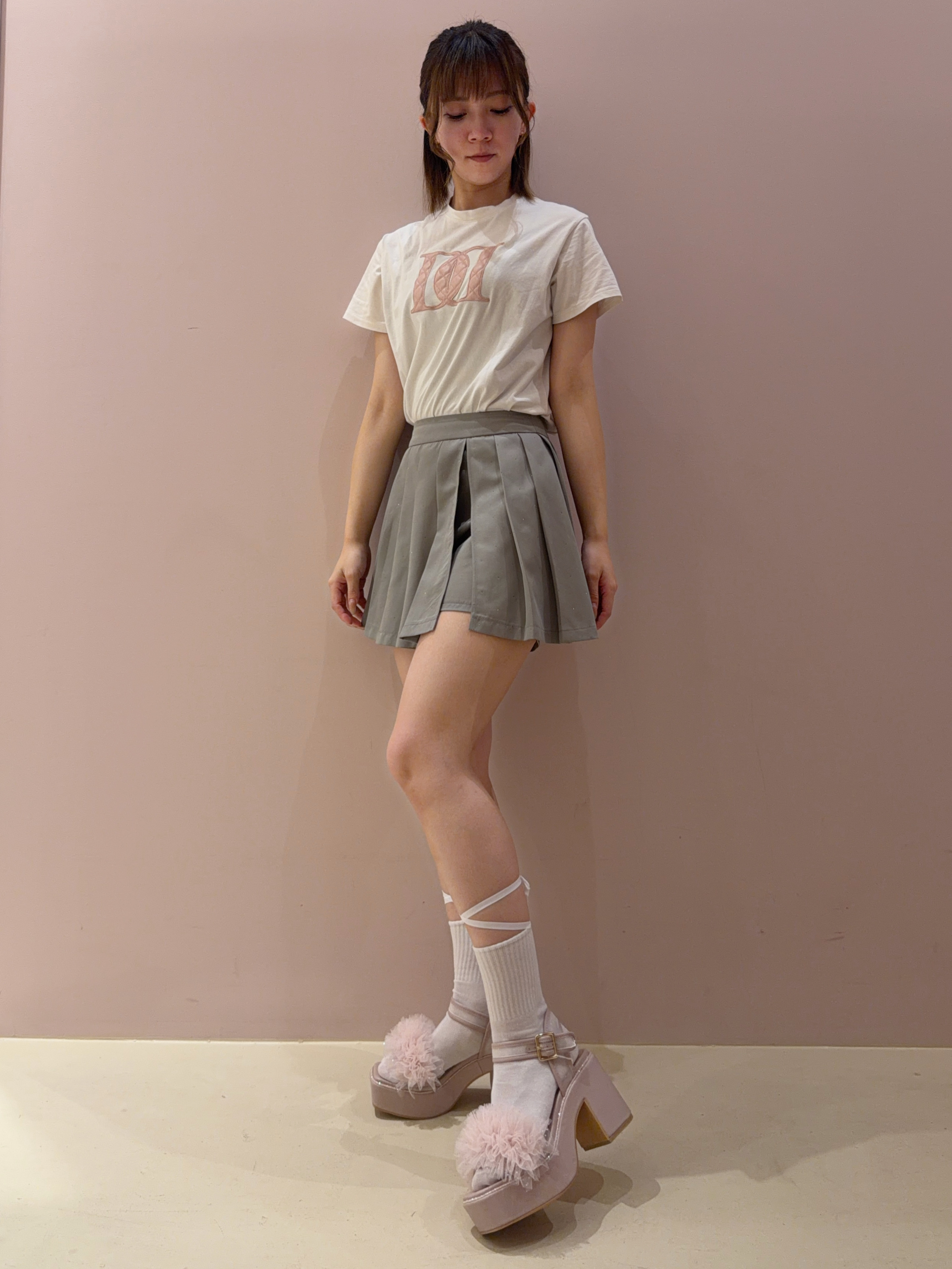 マナミさんの「ESPERANZA｜【ナチュ盛り／サンダル】2WAYフリルナチュ盛りサンダル」を使ったコーディネート