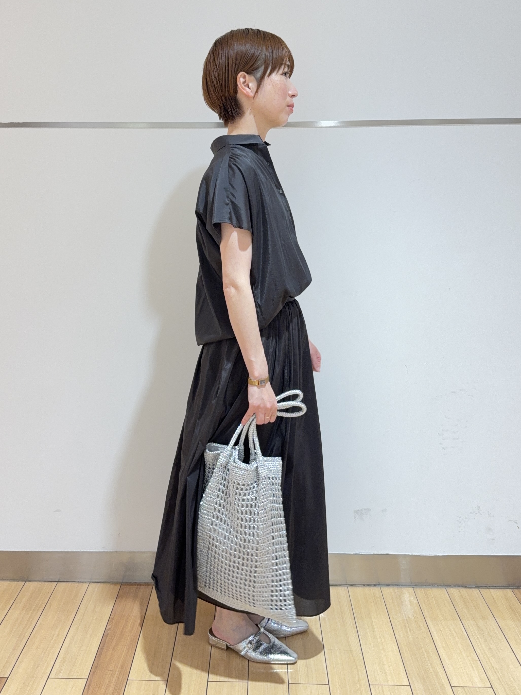 あやさんの「UNTITLED｜【セットアップ可/軽量/清涼感】ローンギャザーブラウス」を使ったコーディネート