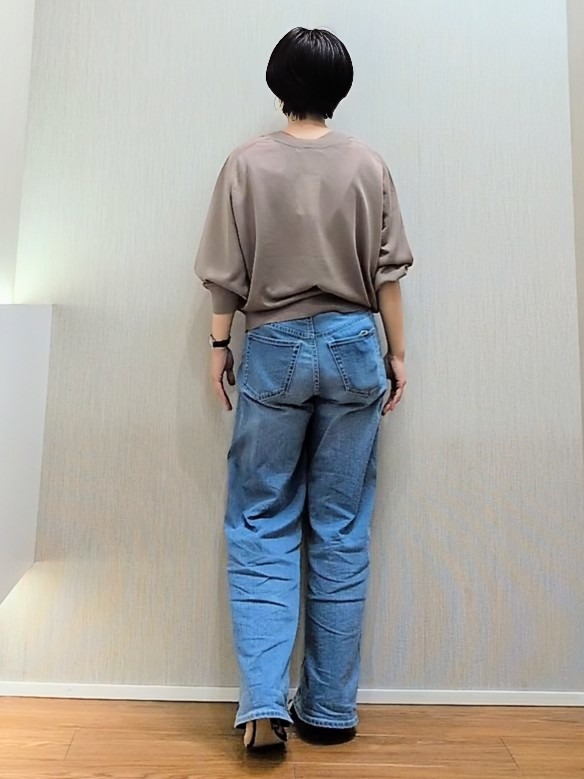 ミズタさんの「UNTITLED｜【アンサンブル可/シアー】リネンエステルカーディガン」を使ったコーディネート