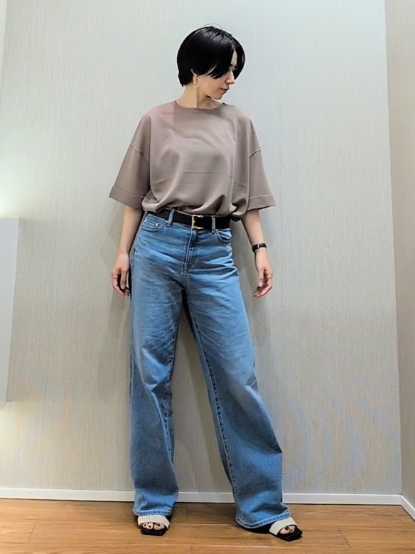 ミズタさんの「UNTITLED｜【アンサンブル可/シアー】リネンエステルカーディガン」を使ったコーディネート
