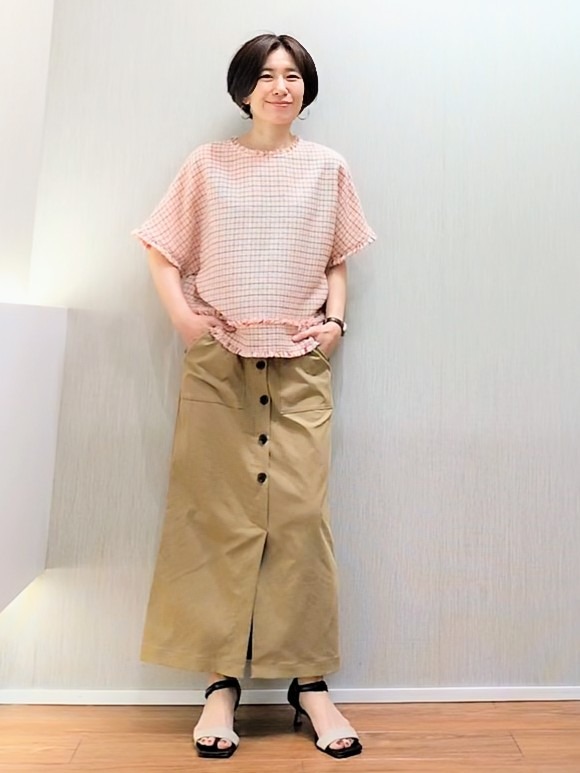 ミズタさんの「UNTITLED｜◆ファンシーツイードブラウス」を使ったコーディネート