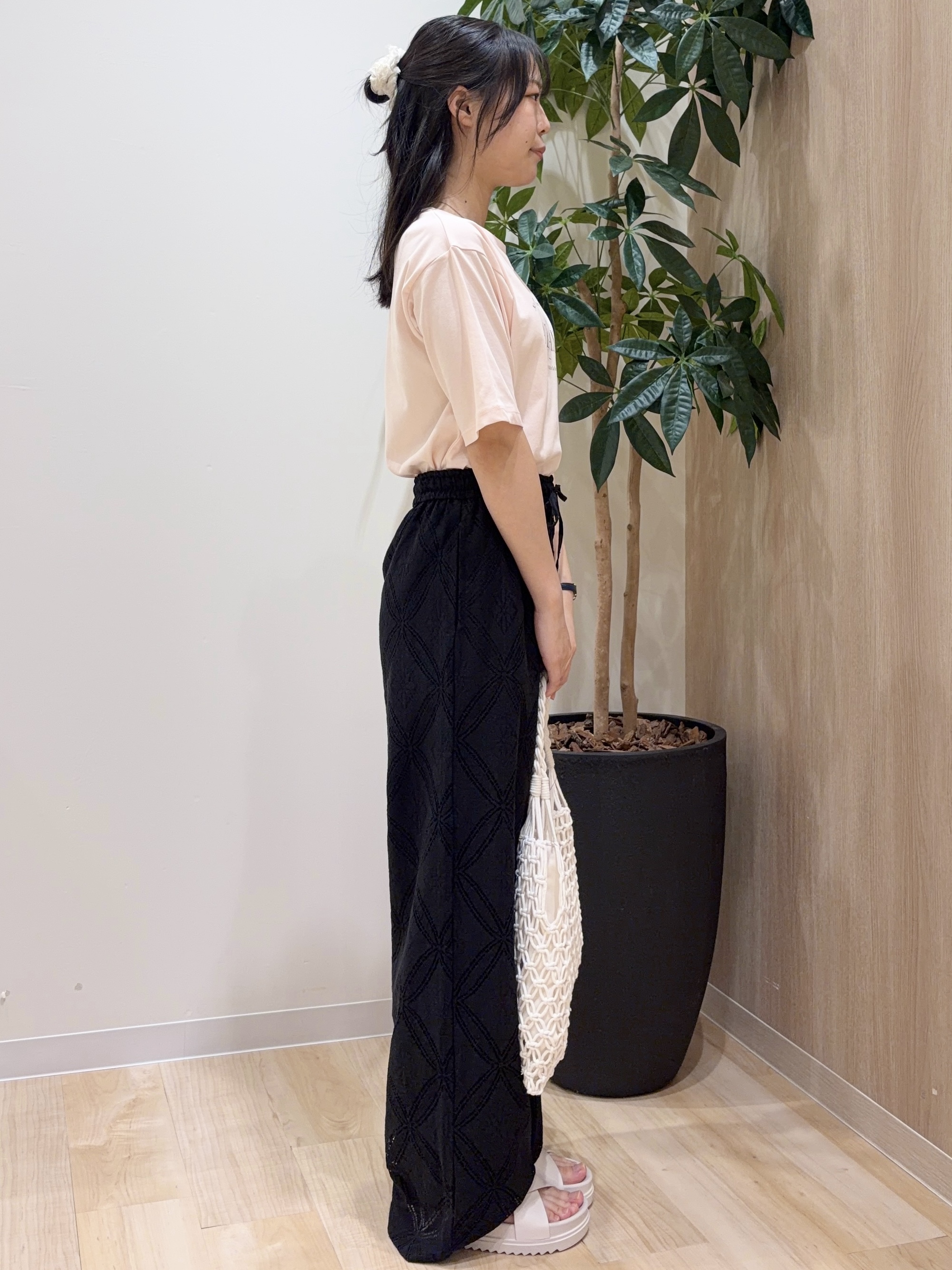 ayaneさんの「grove｜【UVカット/接触冷感】プリントアソート5分袖Tシャツ」を使ったコーディネート