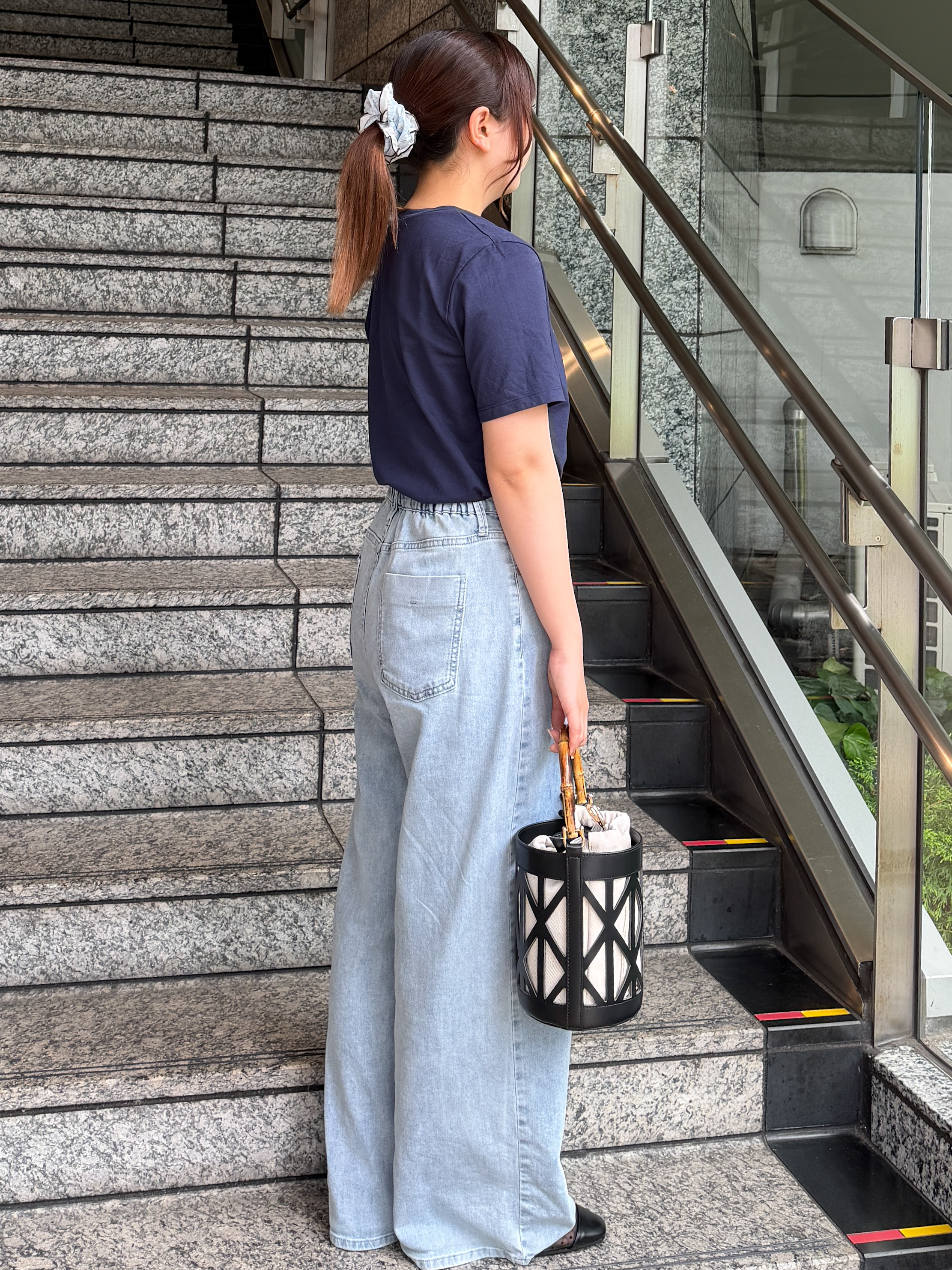 HANNAさんの「OPAQUE.CLIP｜アソートロゴTシャツ【洗濯機OK】」を使ったコーディネート