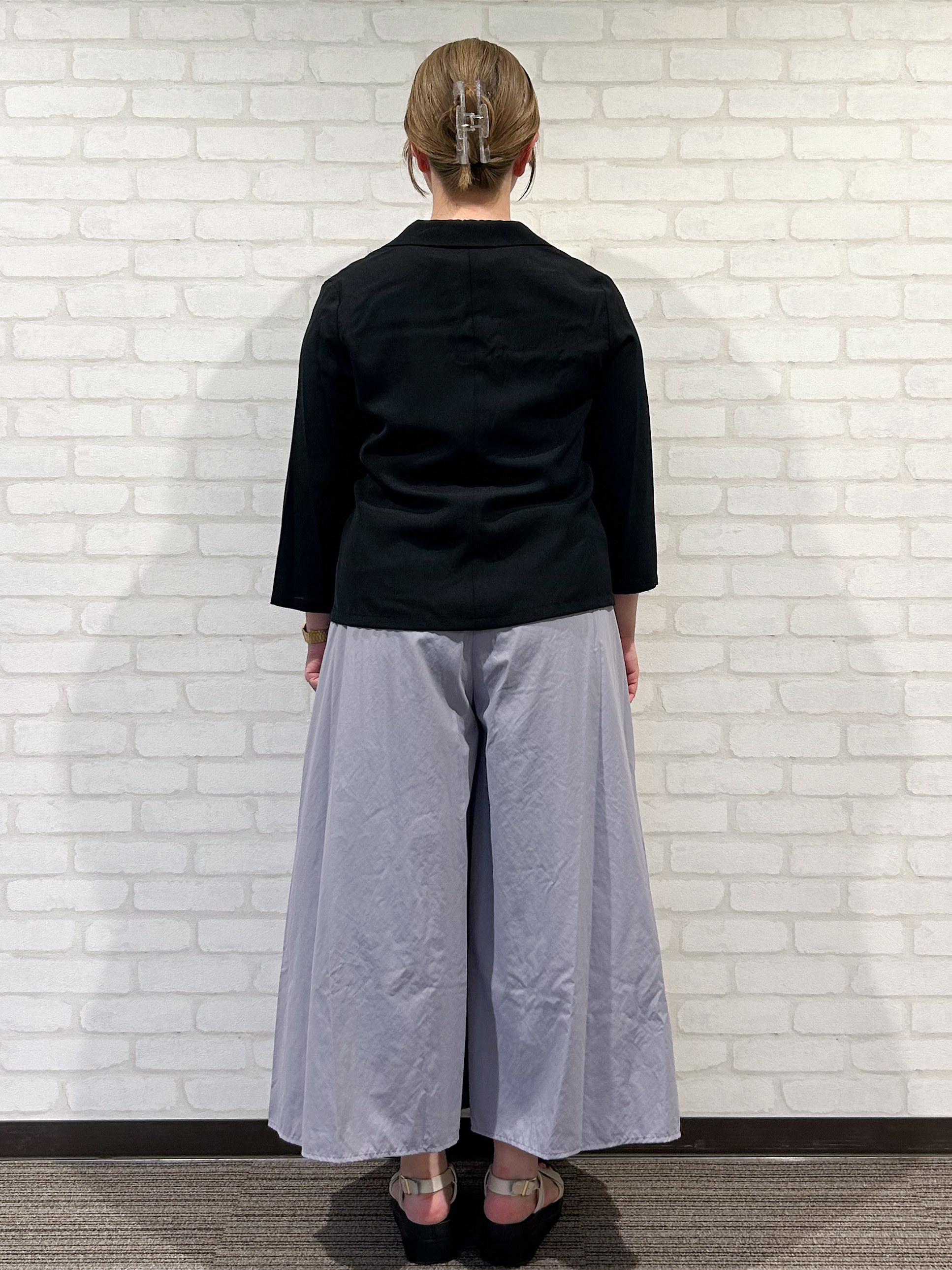 mochiさんの「OPAQUE.CLIP｜【接触冷感／防シワ】ひんやり7分袖テーラードジャケット《洗濯機OK》」を使ったコーディネート