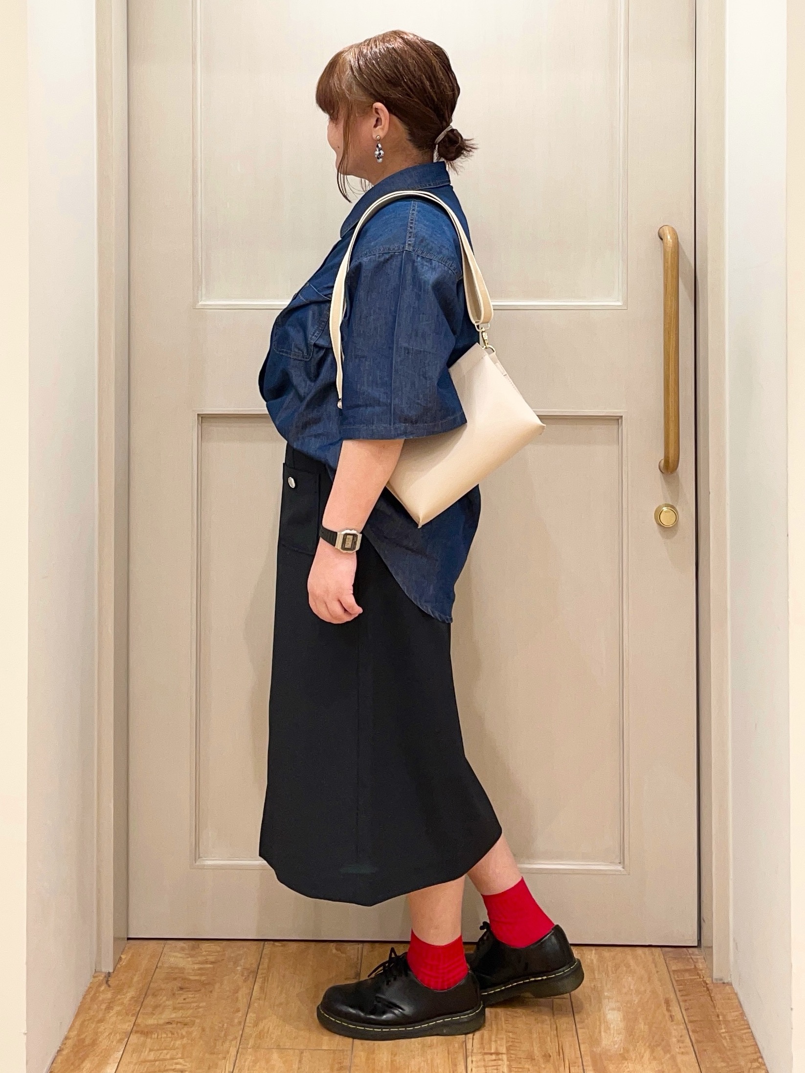 はまちゃんさんの「SHOO･LA･RUE｜【セットアップ可/S-LL】ライトオンスデニム 5分袖シャツ」を使ったコーディネート