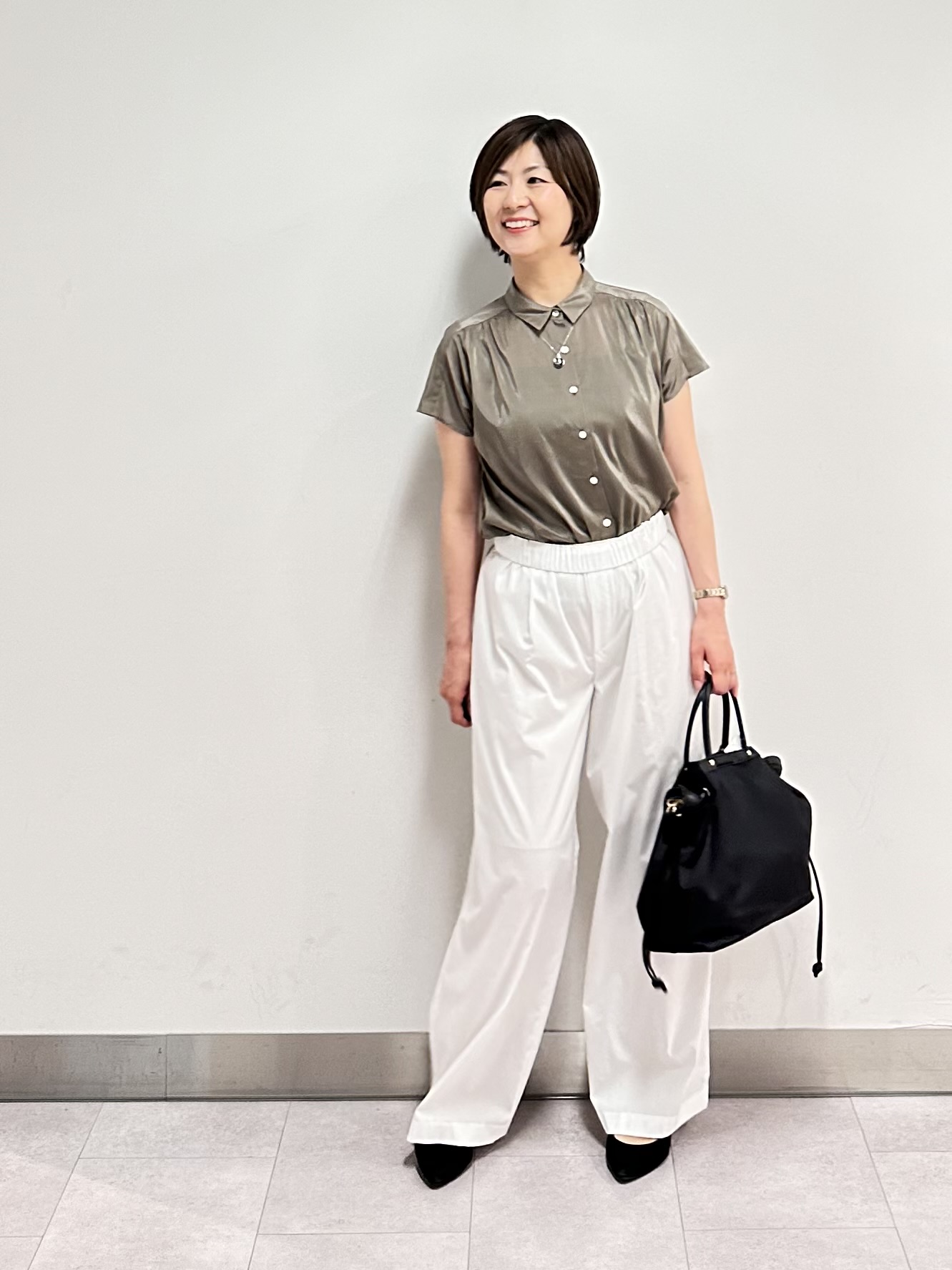 みなこさんの「UNTITLED｜【セットアップ可/軽量/清涼感】ローンギャザーブラウス」を使ったコーディネート