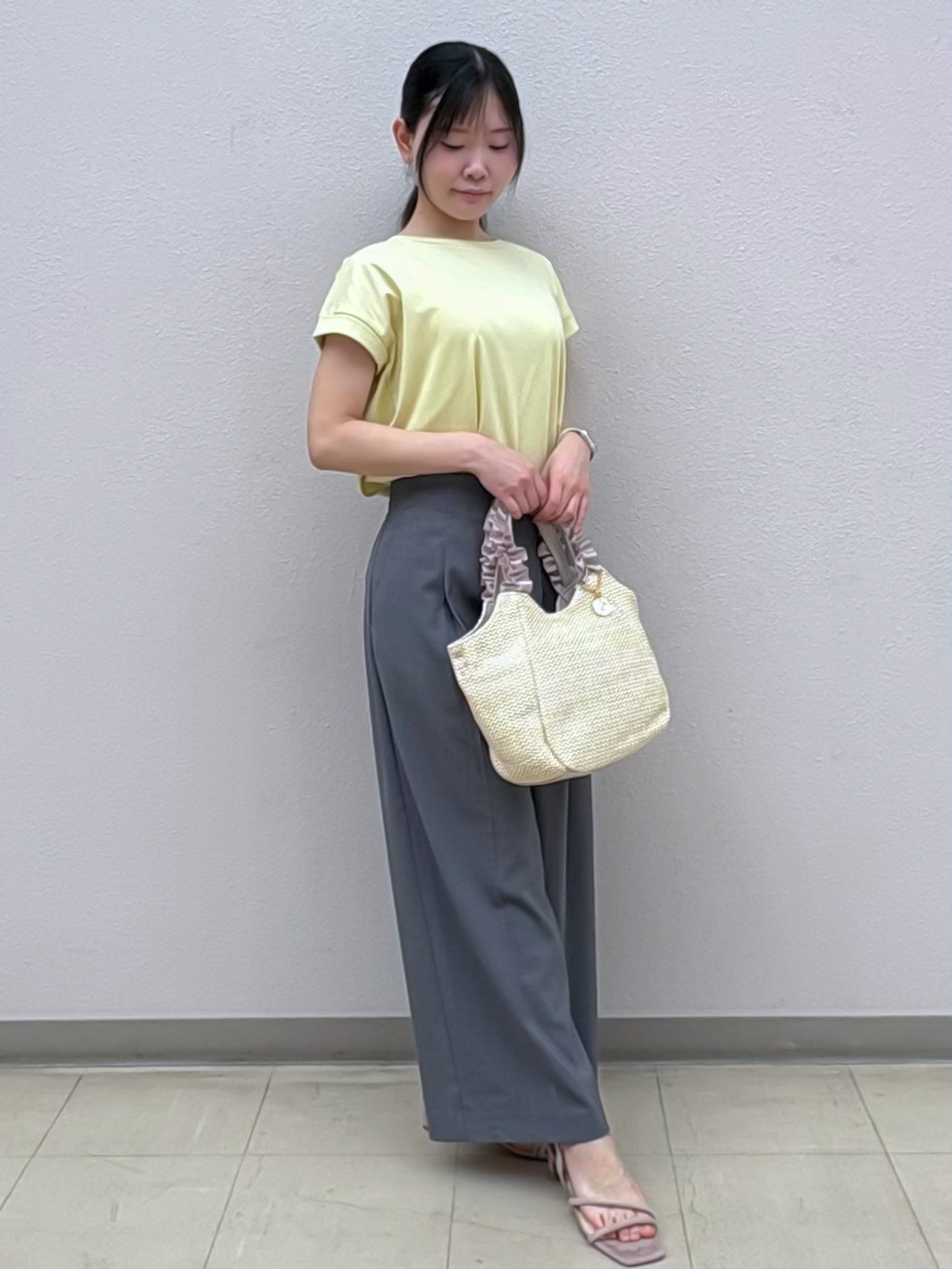 Izuさんの「index｜【接触冷感／UV】ワンポイント刺繍Tシャツ《7col／XS~3L／洗濯機OK》」を使ったコーディネート