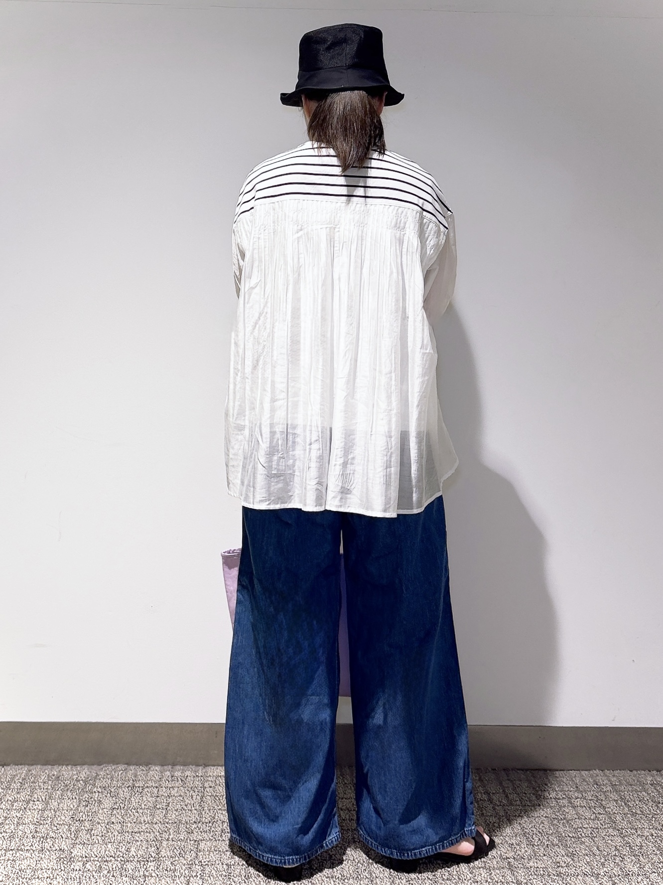 みーさんの「grove｜【UVカット】体型カバー叶う、バックプリーツTシャツ」を使ったコーディネート