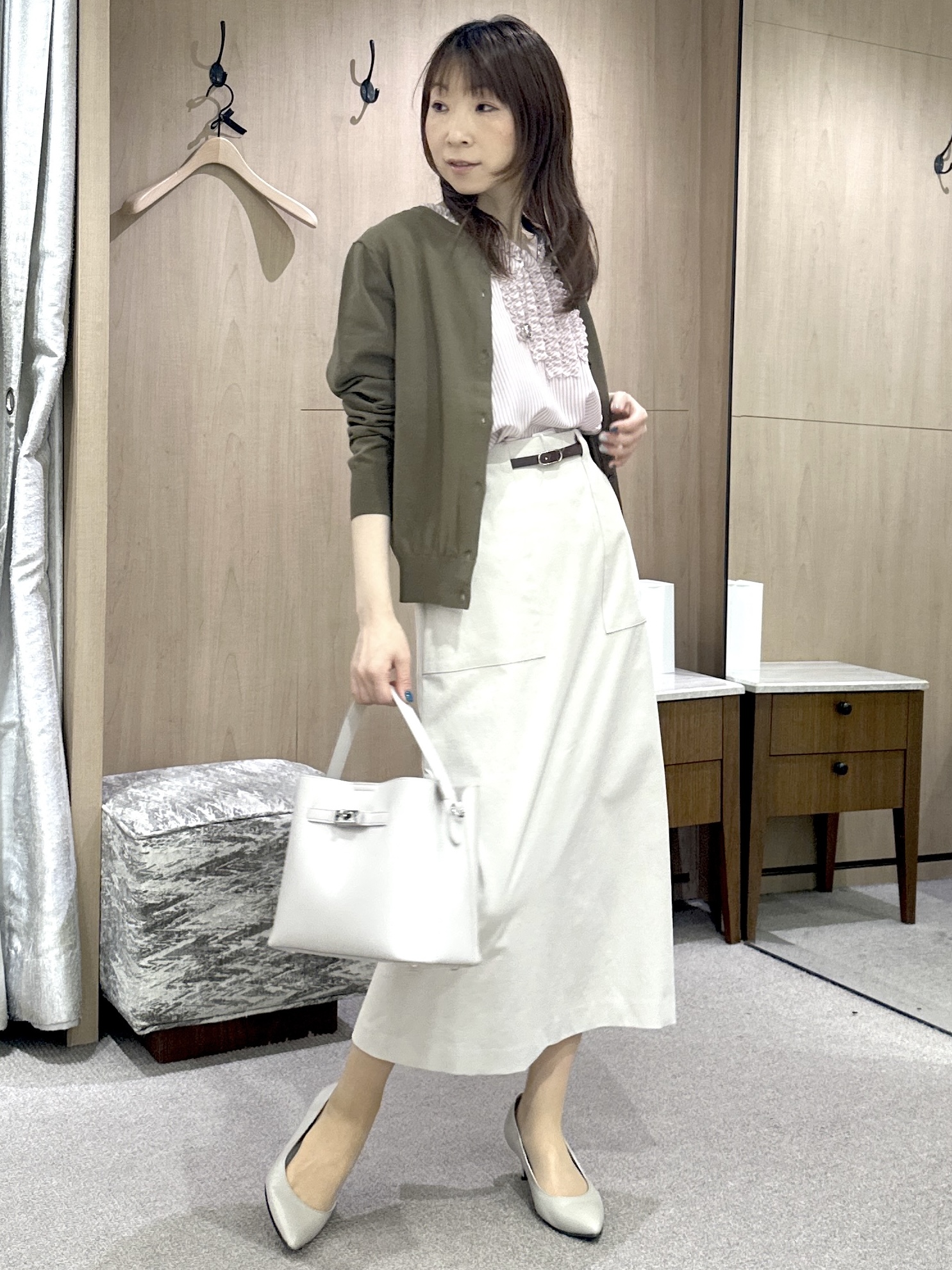 Miwaさんの「UNTITLED｜◆【9色展開/アンサンブル可】コットンクルーネックカーディガン」を使ったコーディネート