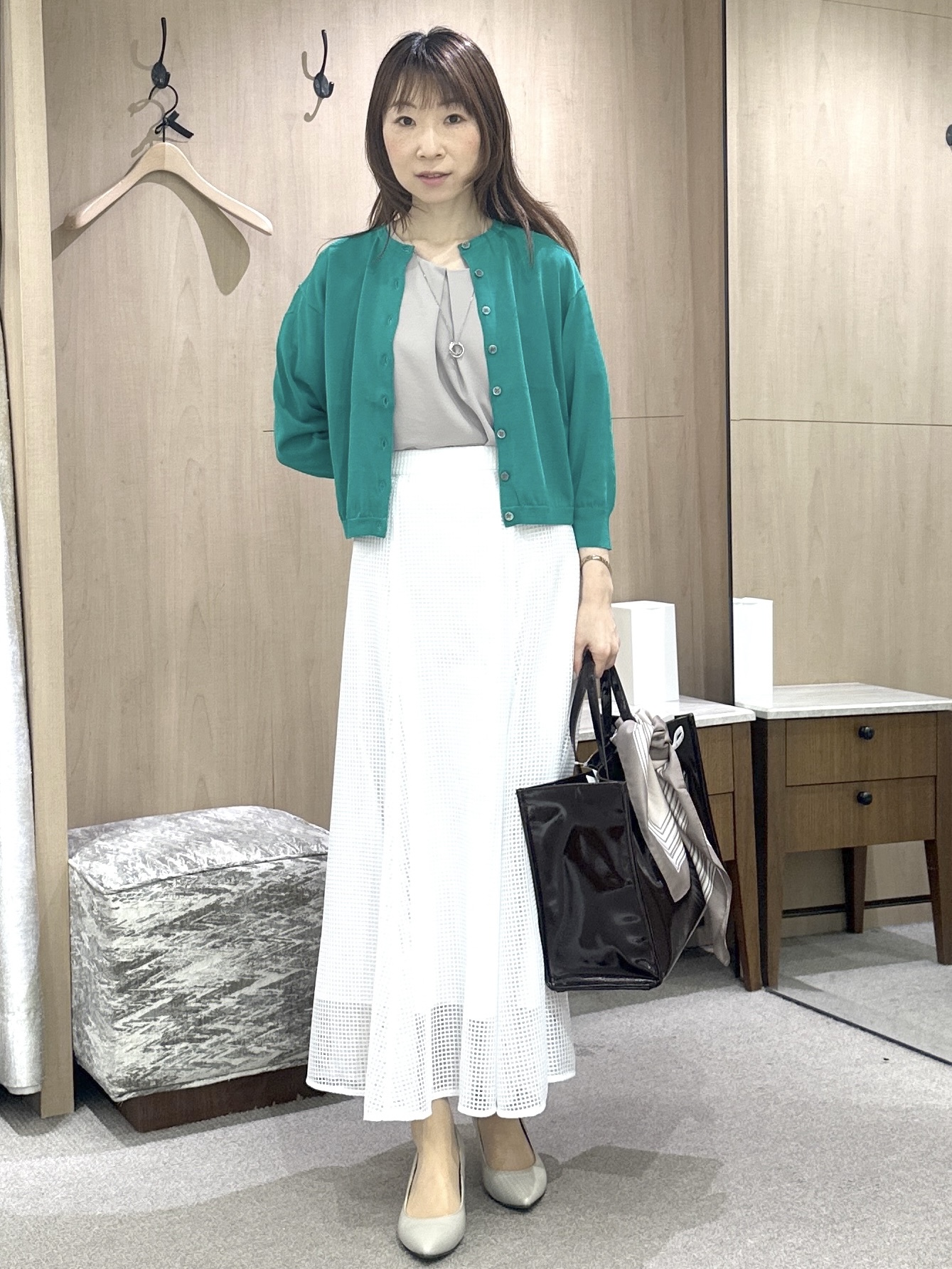 Miwaさんの「UNTITLED｜【セットアップ可/UVカット/前後2WAY】リラクシーフレンチスリーブブラウス」を使ったコーディネート