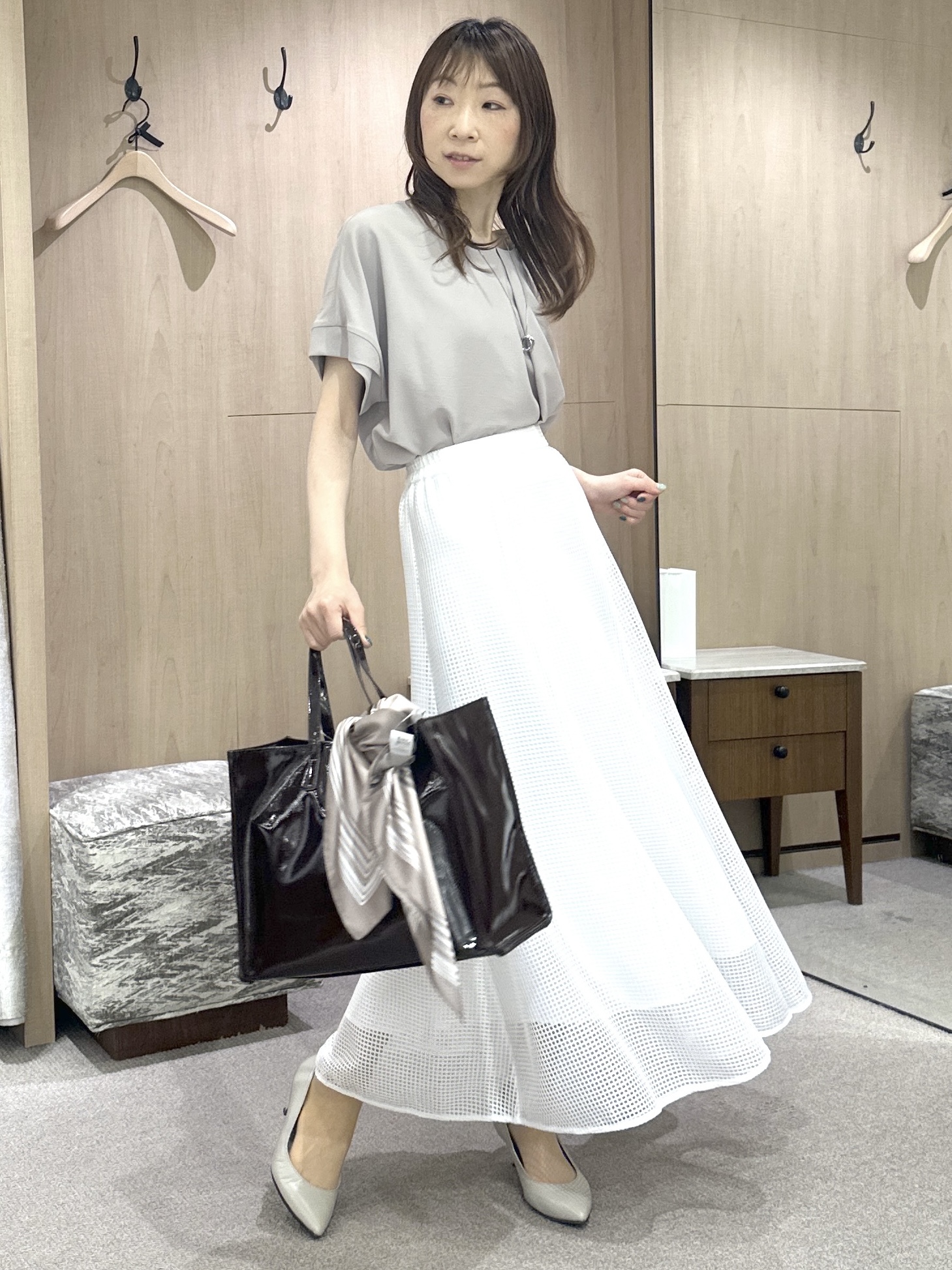 Miwaさんの「UNTITLED｜【セットアップ可/UVカット/前後2WAY】リラクシーフレンチスリーブブラウス」を使ったコーディネート