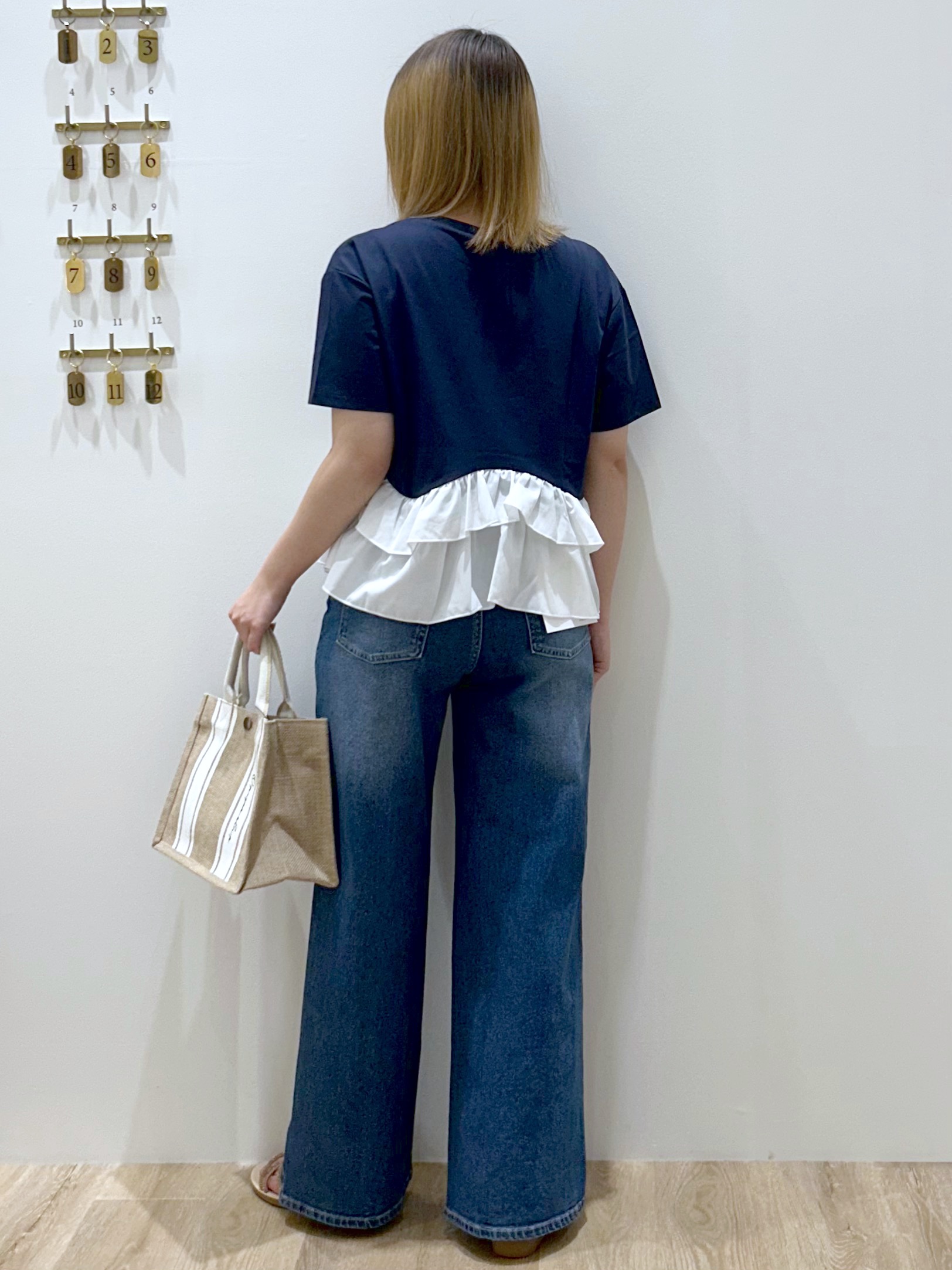 suzukaさんの「OPAQUE.CLIP｜裾フリルドッキングTシャツ【洗濯機OK】」を使ったコーディネート