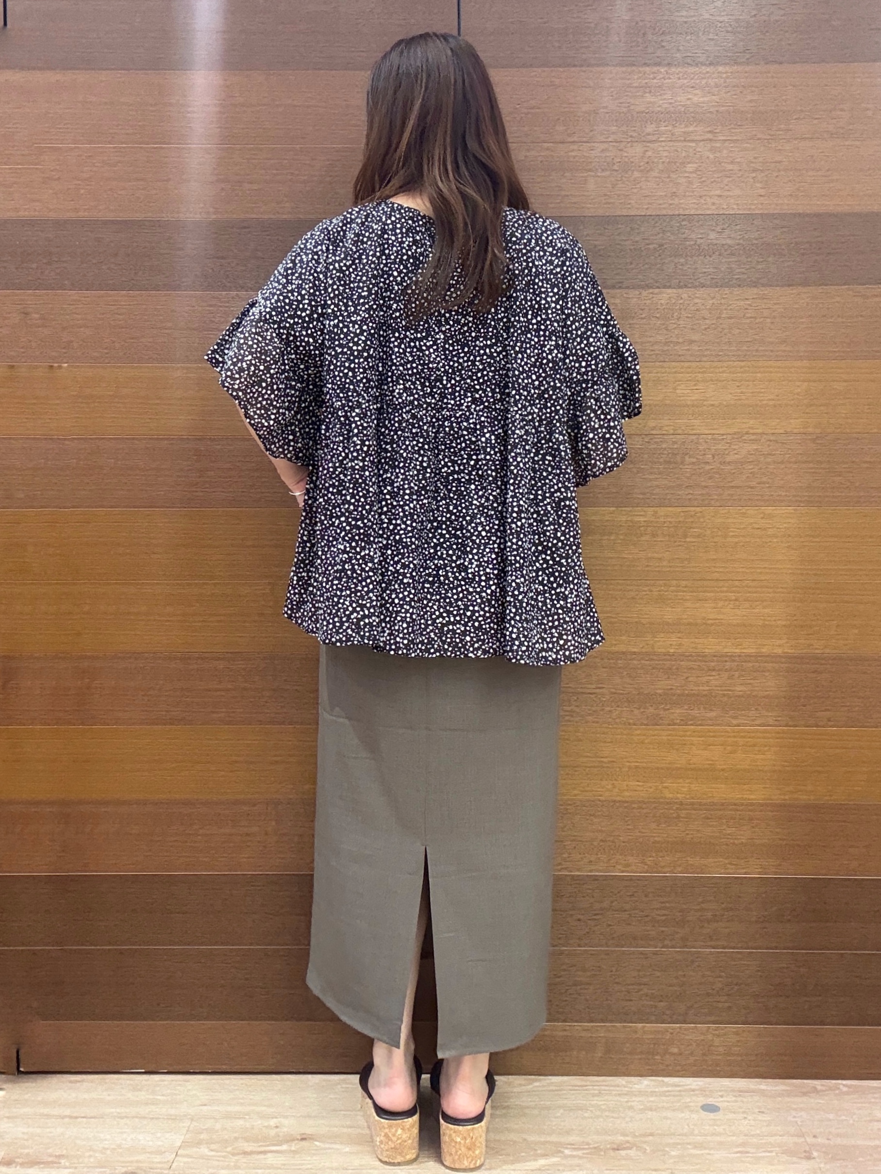 maichiさんの「OPAQUE.CLIP｜フリルペプラムブラウス【洗濯機OK】」を使ったコーディネート